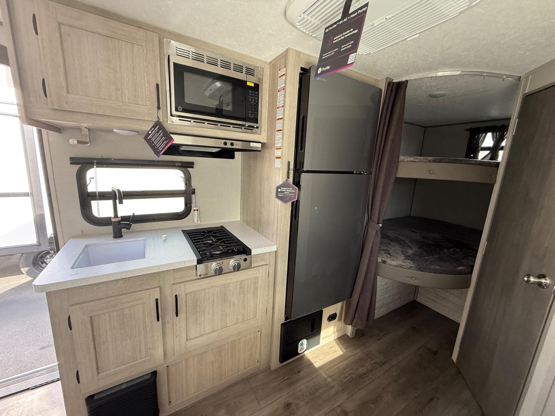 2026 Coachmen 2026 Coachmen Catalina - thumbnail 12