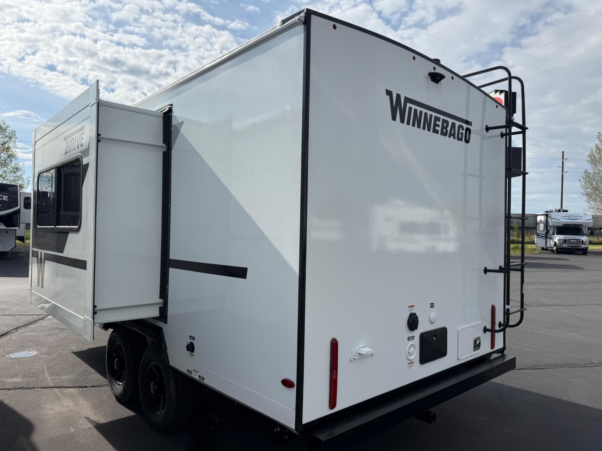 2026 Winnebago 2026 Winnebago Thrive - thumbnail 3