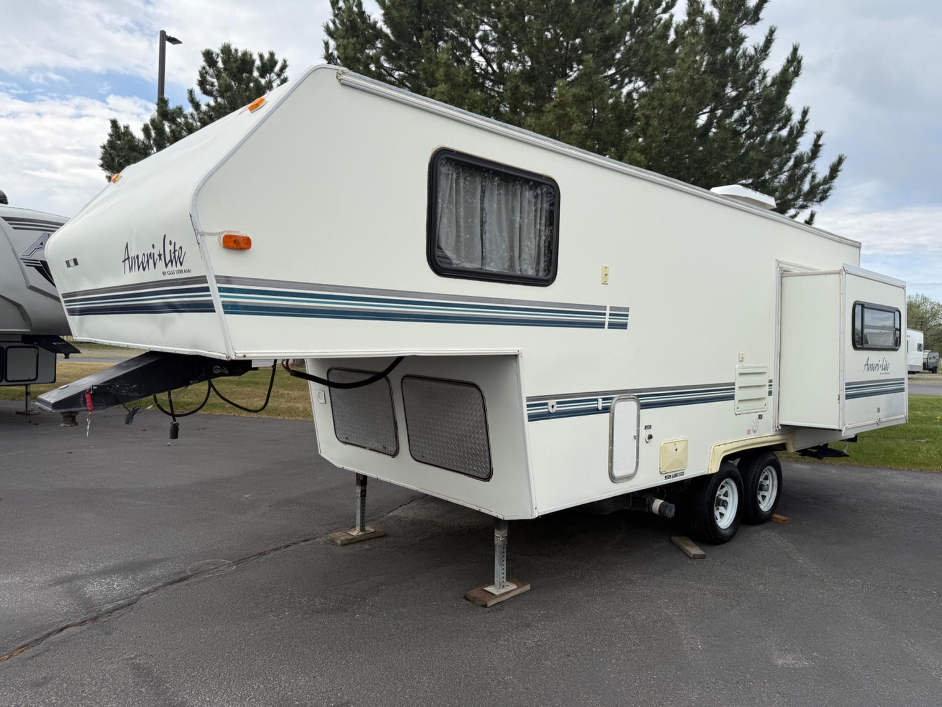 1999 GULFSTREAM AMERI-LITE 21MB