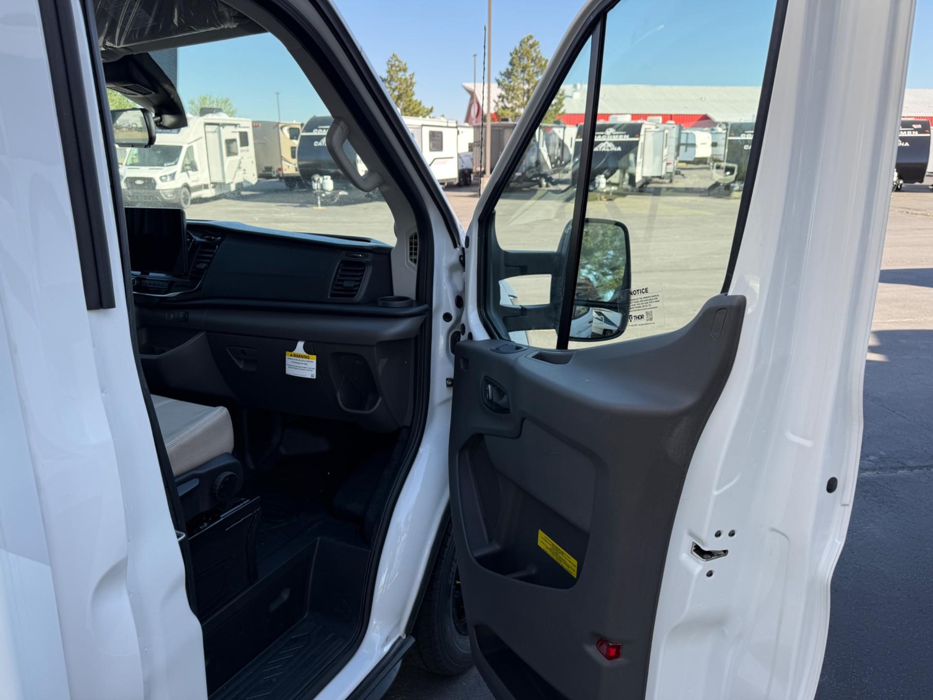 2027 Thor Motor Coach 2027 Thor Motor Coach Compass AWD - thumbnail 10