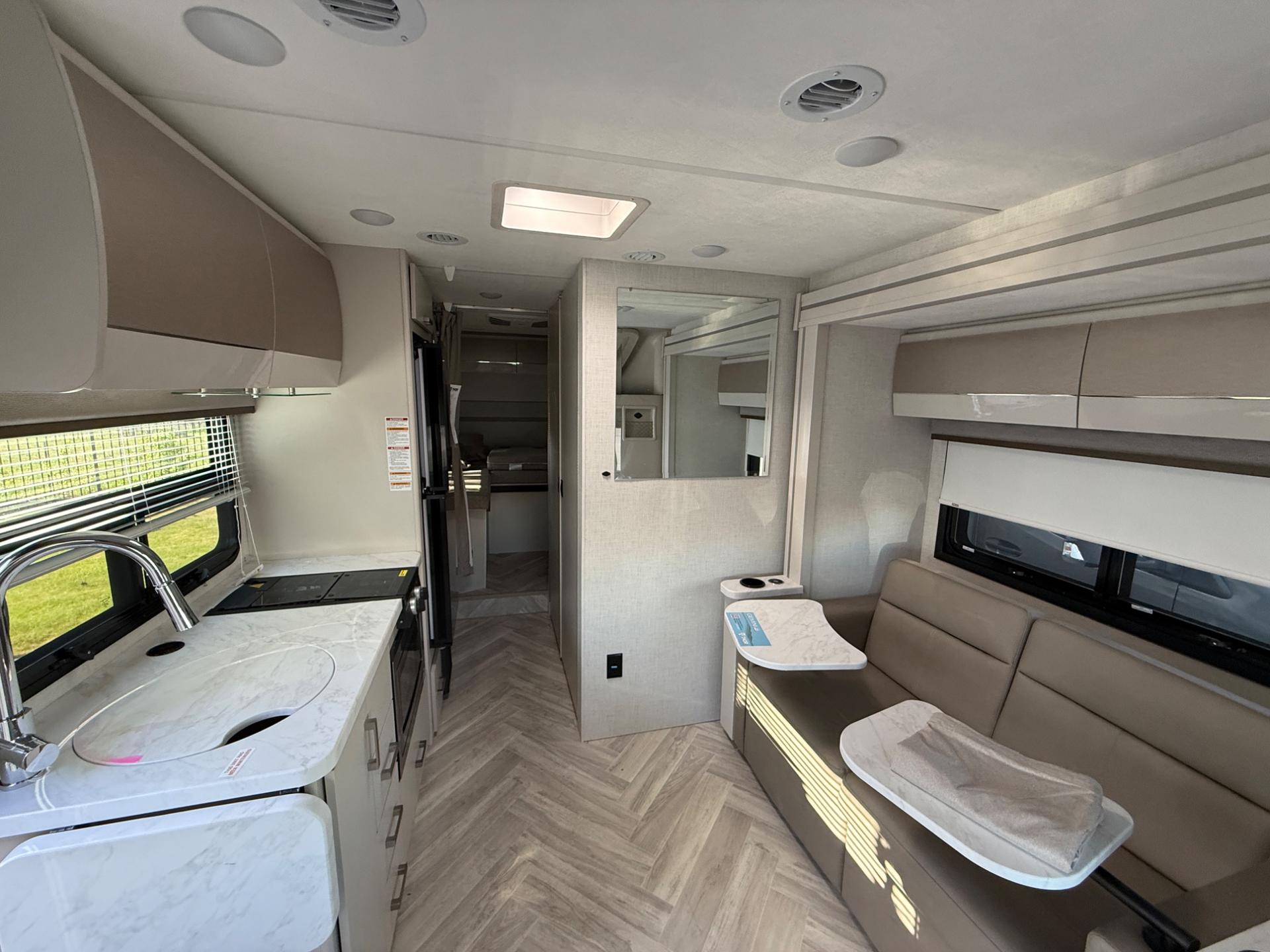 2027 Thor Motor Coach 2027 Thor Motor Coach Compass AWD - thumbnail 20
