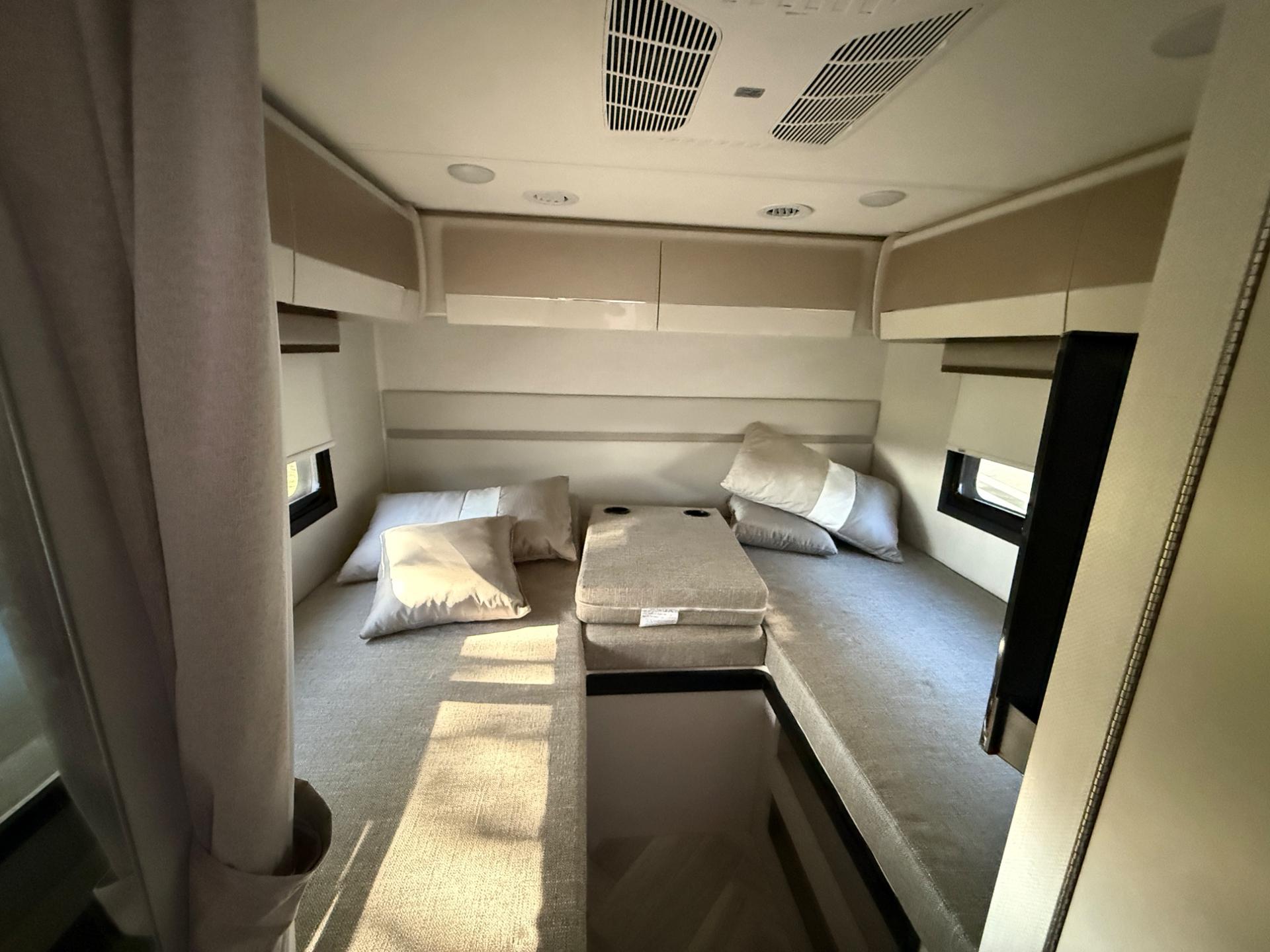 2027 Thor Motor Coach 2027 Thor Motor Coach Compass AWD - thumbnail 24