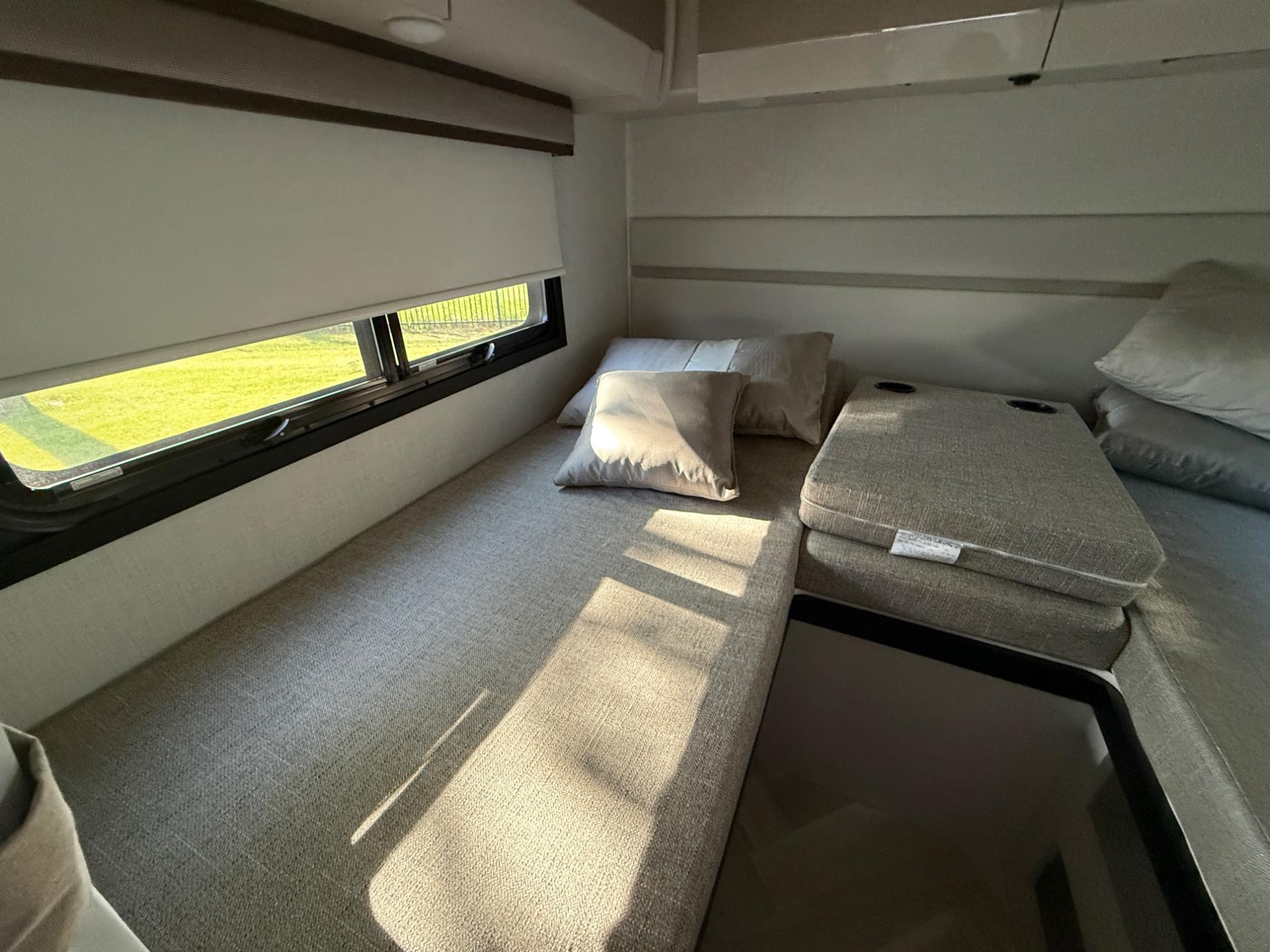 2027 Thor Motor Coach 2027 Thor Motor Coach Compass AWD - thumbnail 25