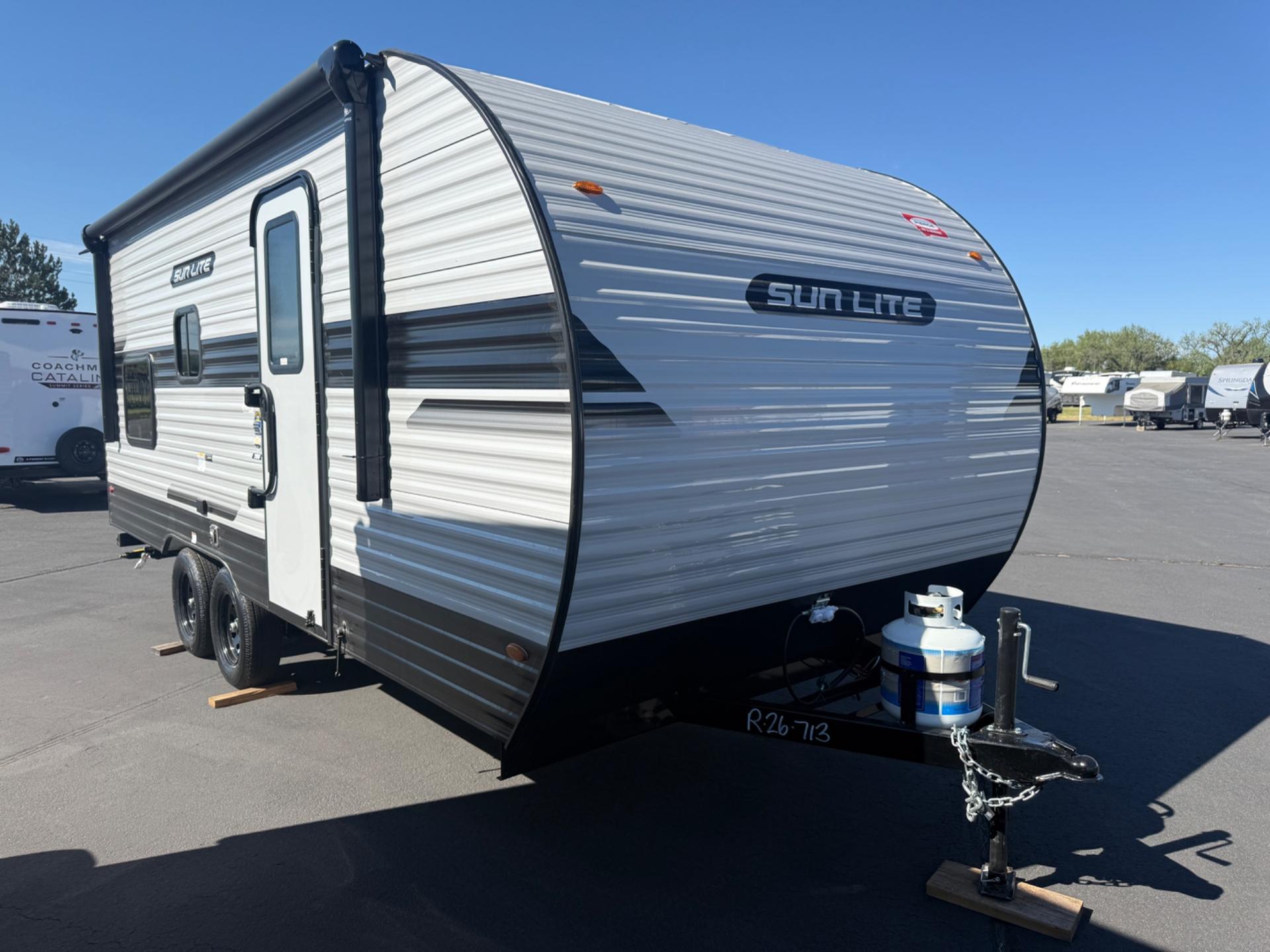 2026 Sunset Park RV 2026 Sunset Park RV Sunlite - thumbnail 3