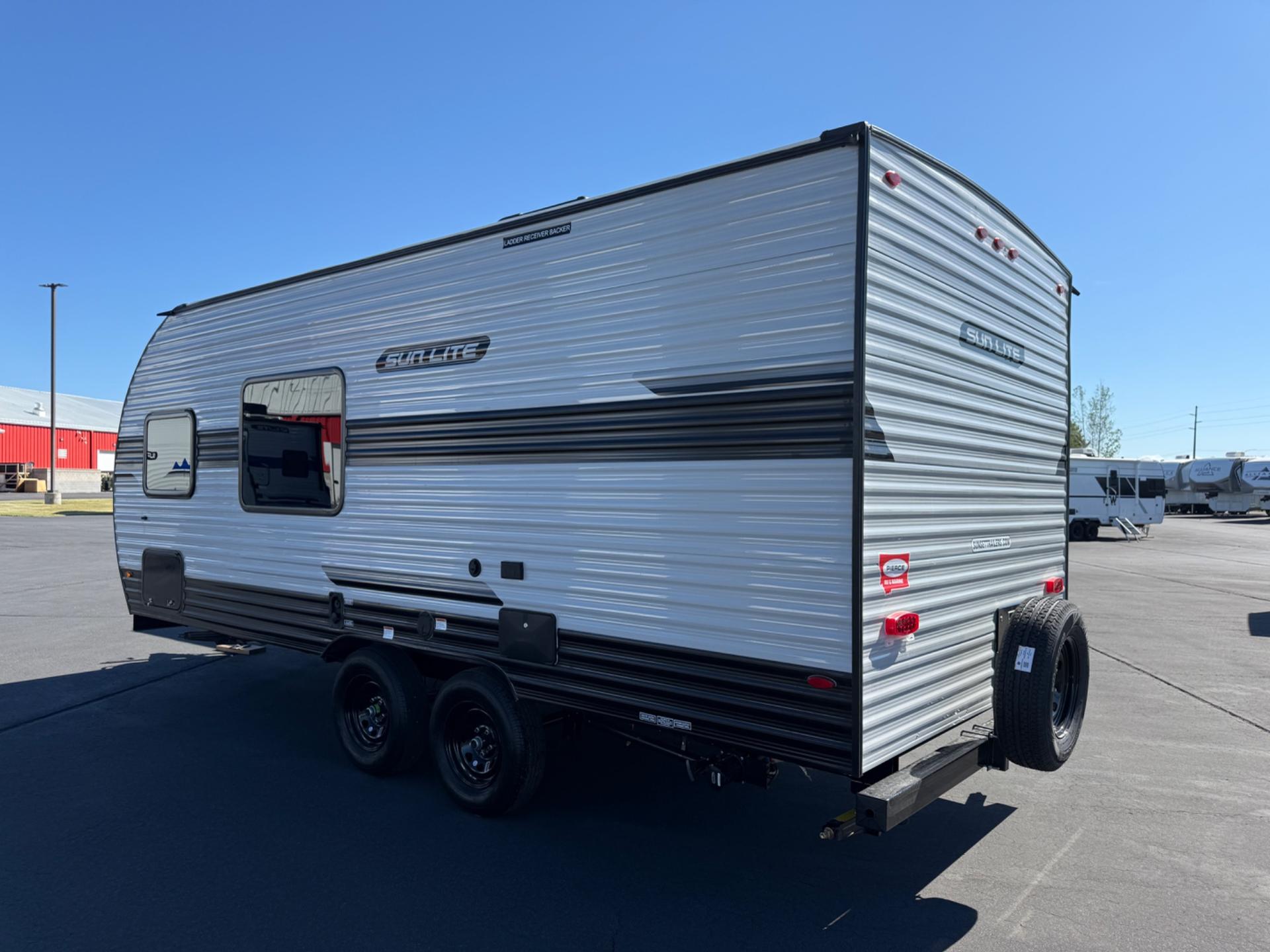 2026 Sunset Park RV 2026 Sunset Park RV Sunlite - thumbnail 5