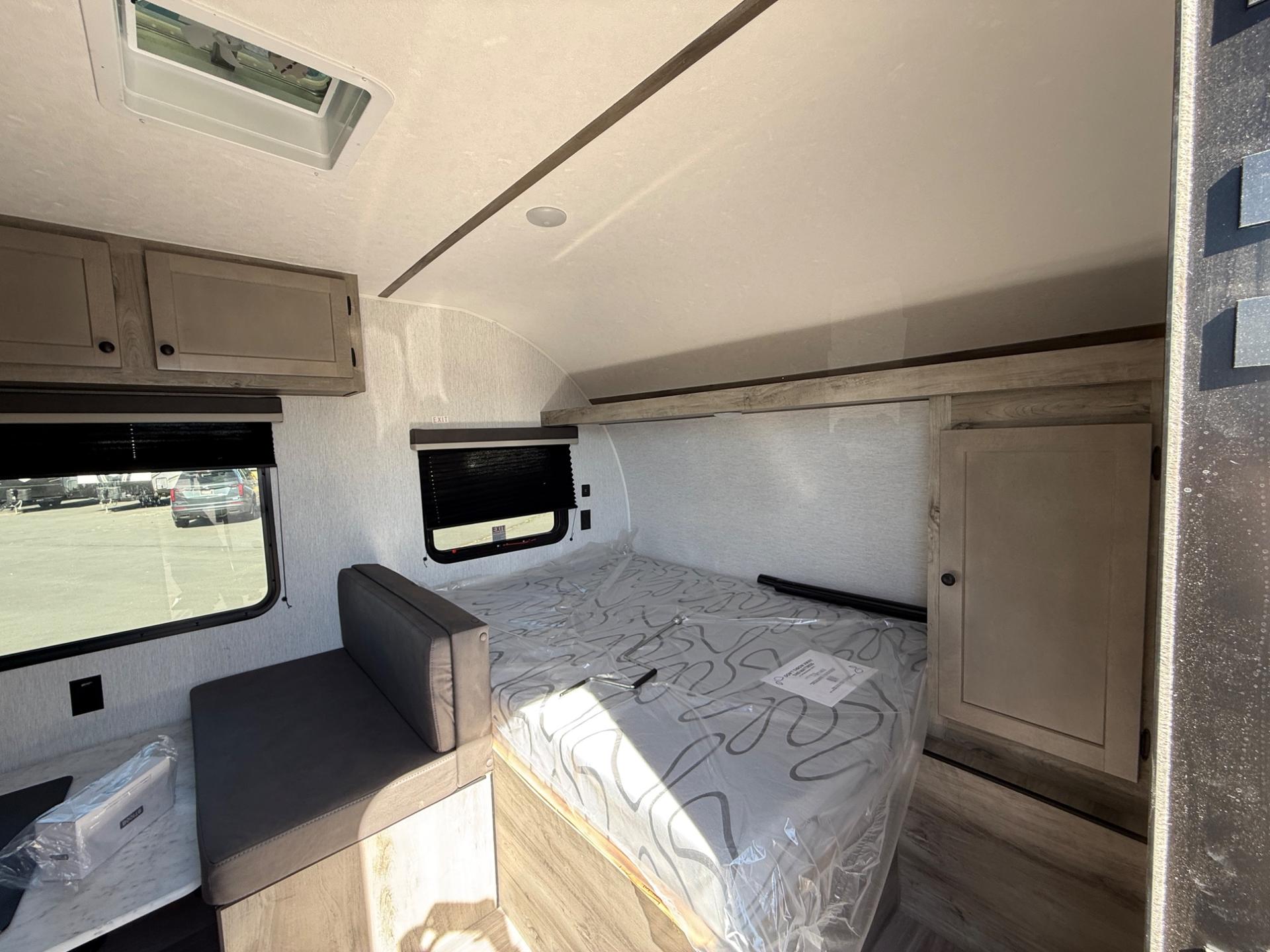 2026 Sunset Park RV 2026 Sunset Park RV Sunlite - thumbnail 8