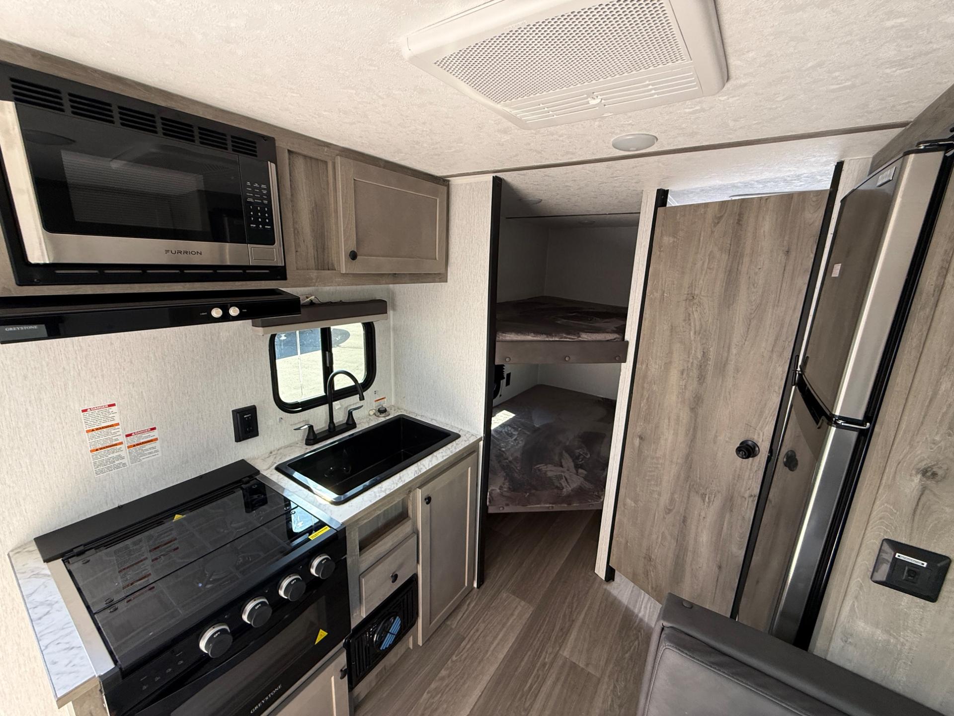 2026 Sunset Park RV 2026 Sunset Park RV Sunlite - thumbnail 11