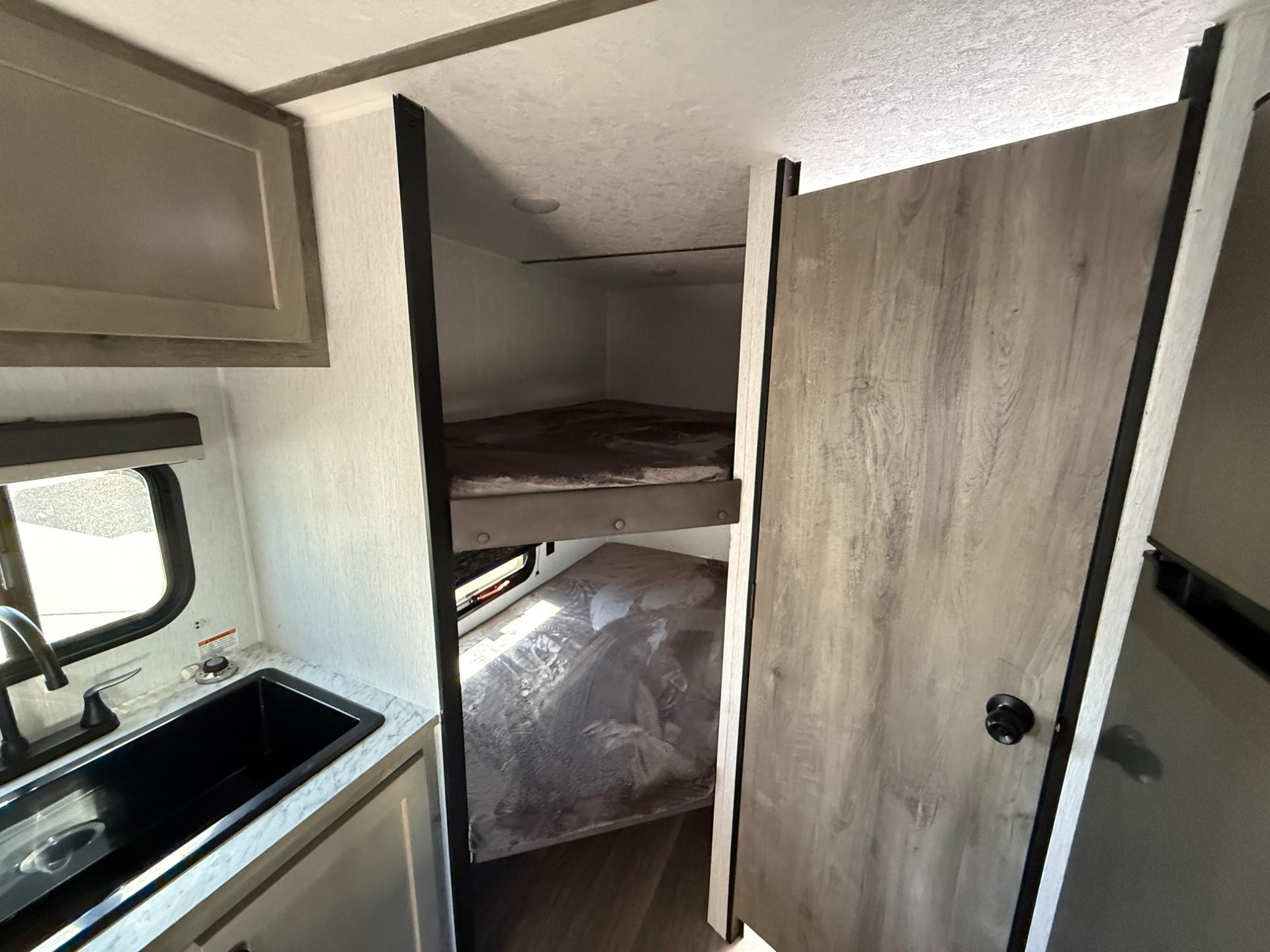 2026 Sunset Park RV 2026 Sunset Park RV Sunlite - thumbnail 15