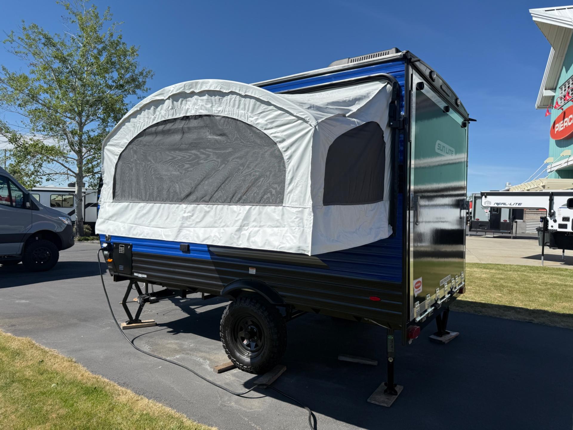 2026 Sunset Park RV Sun Lite Toy Hauler 14TH
