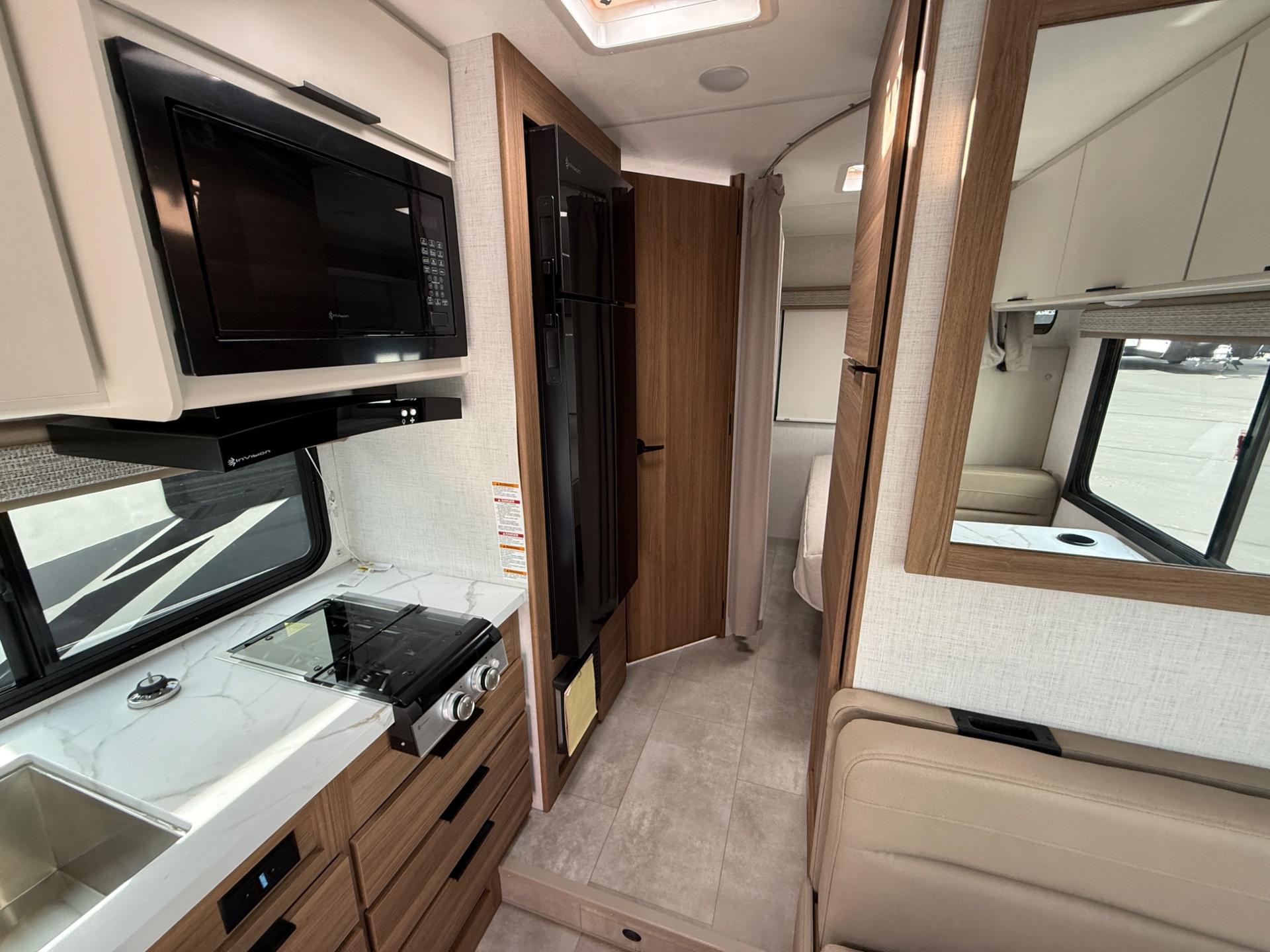 2026 Thor Motor Coach 2026 Thor Motor Coach Chateau - thumbnail 20