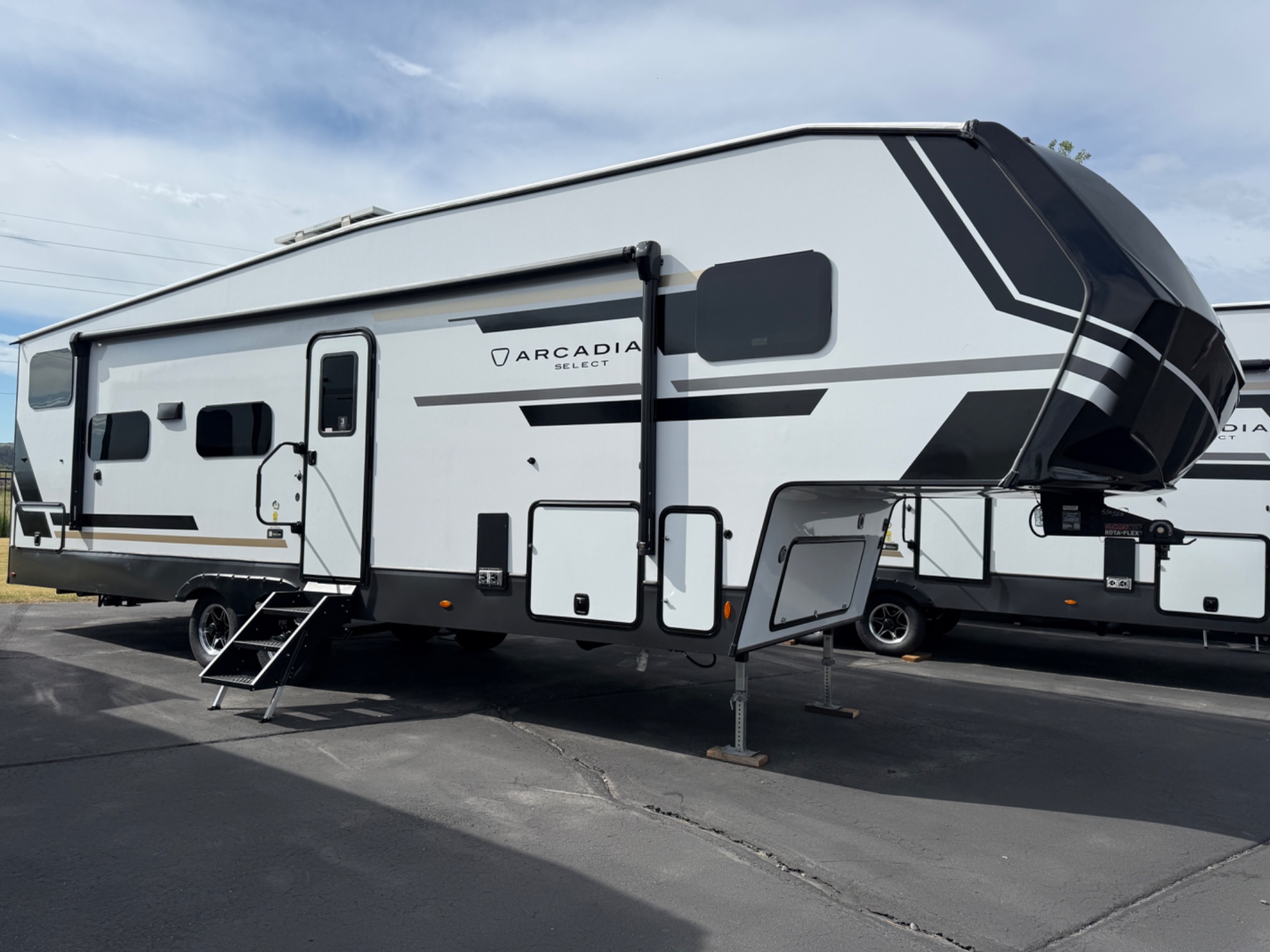 2026 Keystone RV 2026 Keystone RV Arcadia Select - thumbnail 3