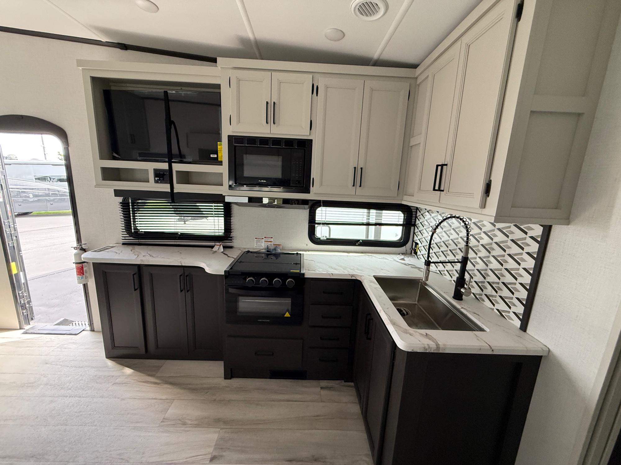 2026 Keystone RV 2026 Keystone RV Arcadia Select - thumbnail 12