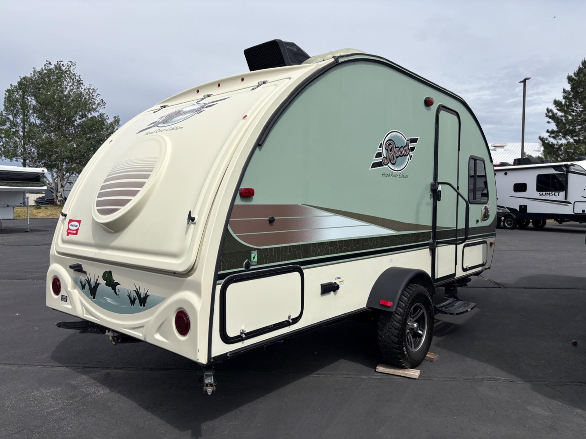 2016 Forest River RV 2016 Forest River RV R-Pod - thumbnail 4