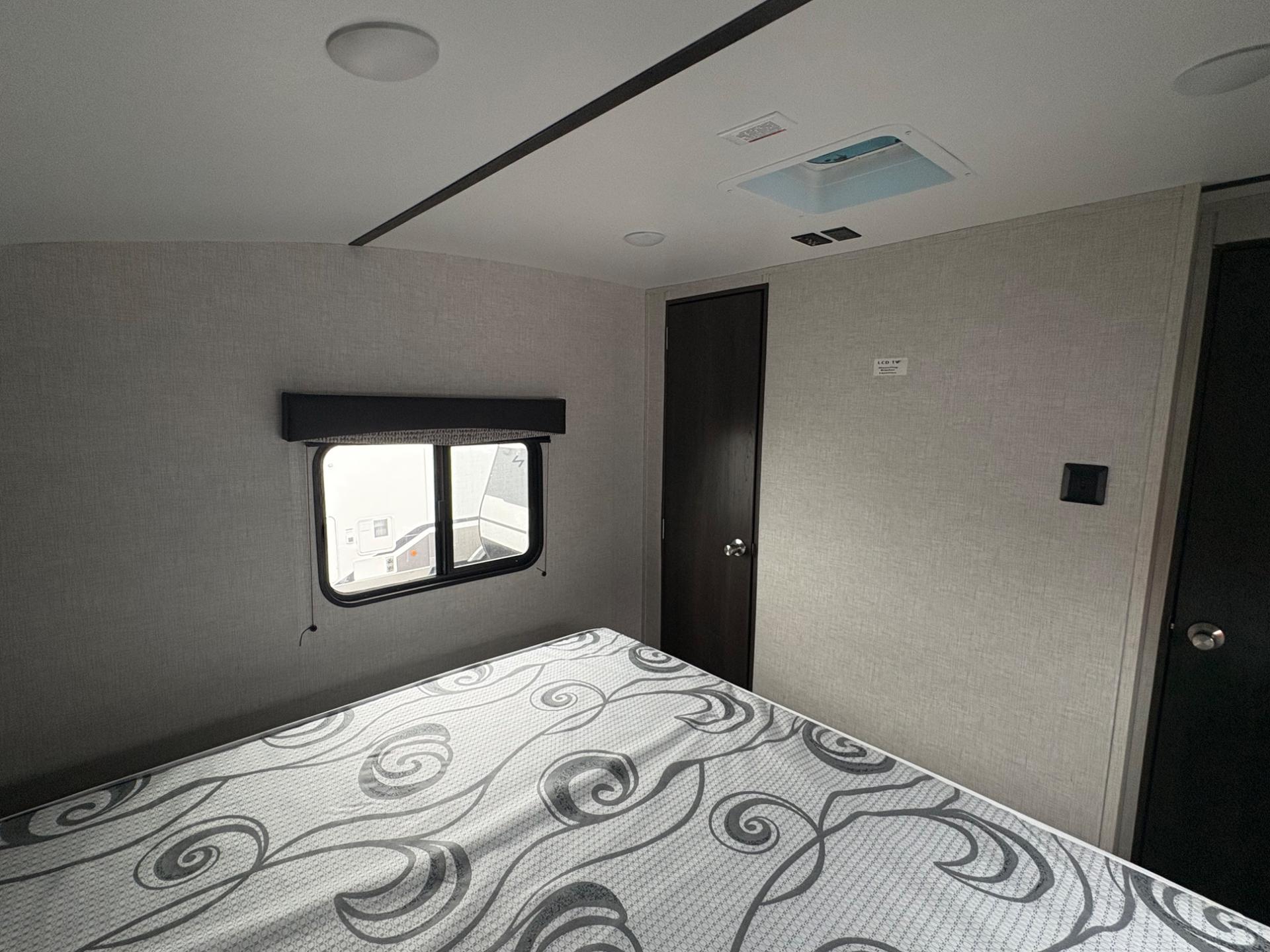 2021 CrossRoads RV 2021 CrossRoads RV Cruiser - thumbnail 16