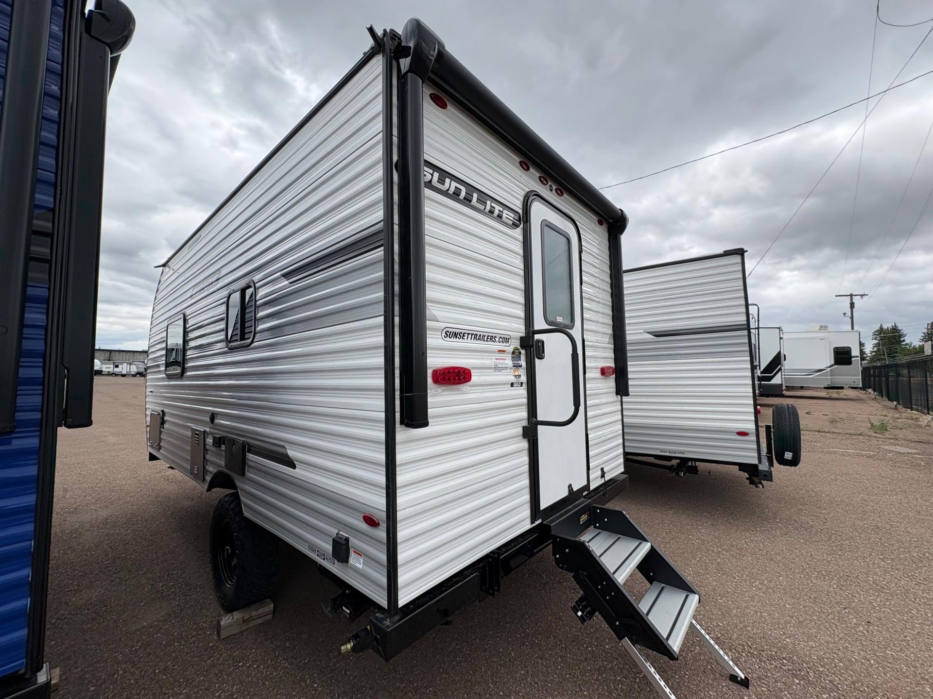 2026 Sunset Park RV 2026 Sunset Park RV Sunlite - thumbnail 3