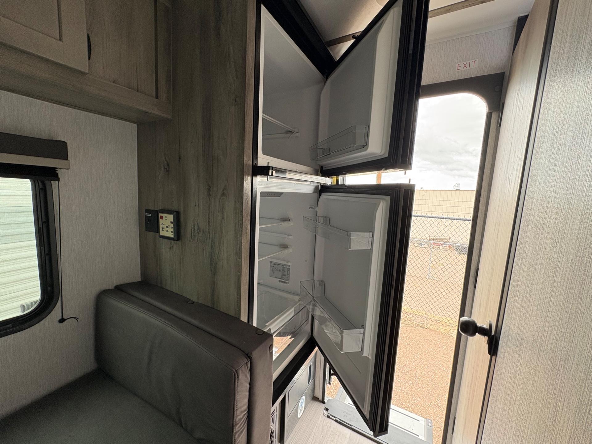 2026 Sunset Park RV 2026 Sunset Park RV Sunlite - thumbnail 12