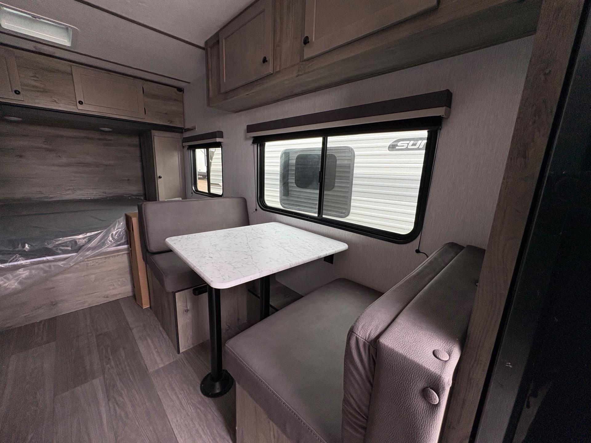 2026 Sunset Park RV 2026 Sunset Park RV Sunlite - thumbnail 13