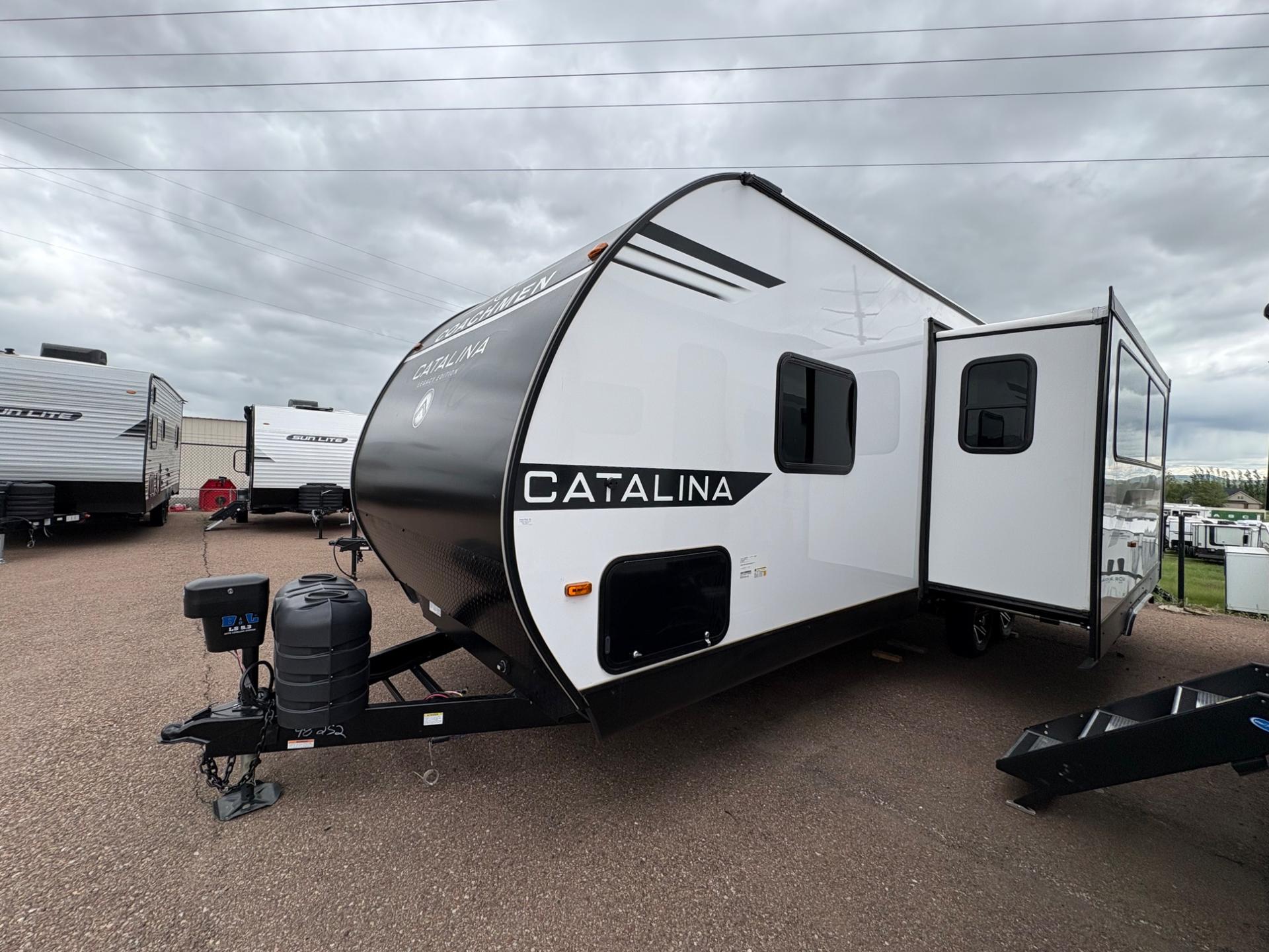 2026 Coachmen Catalina Legacy Edition 243RBS