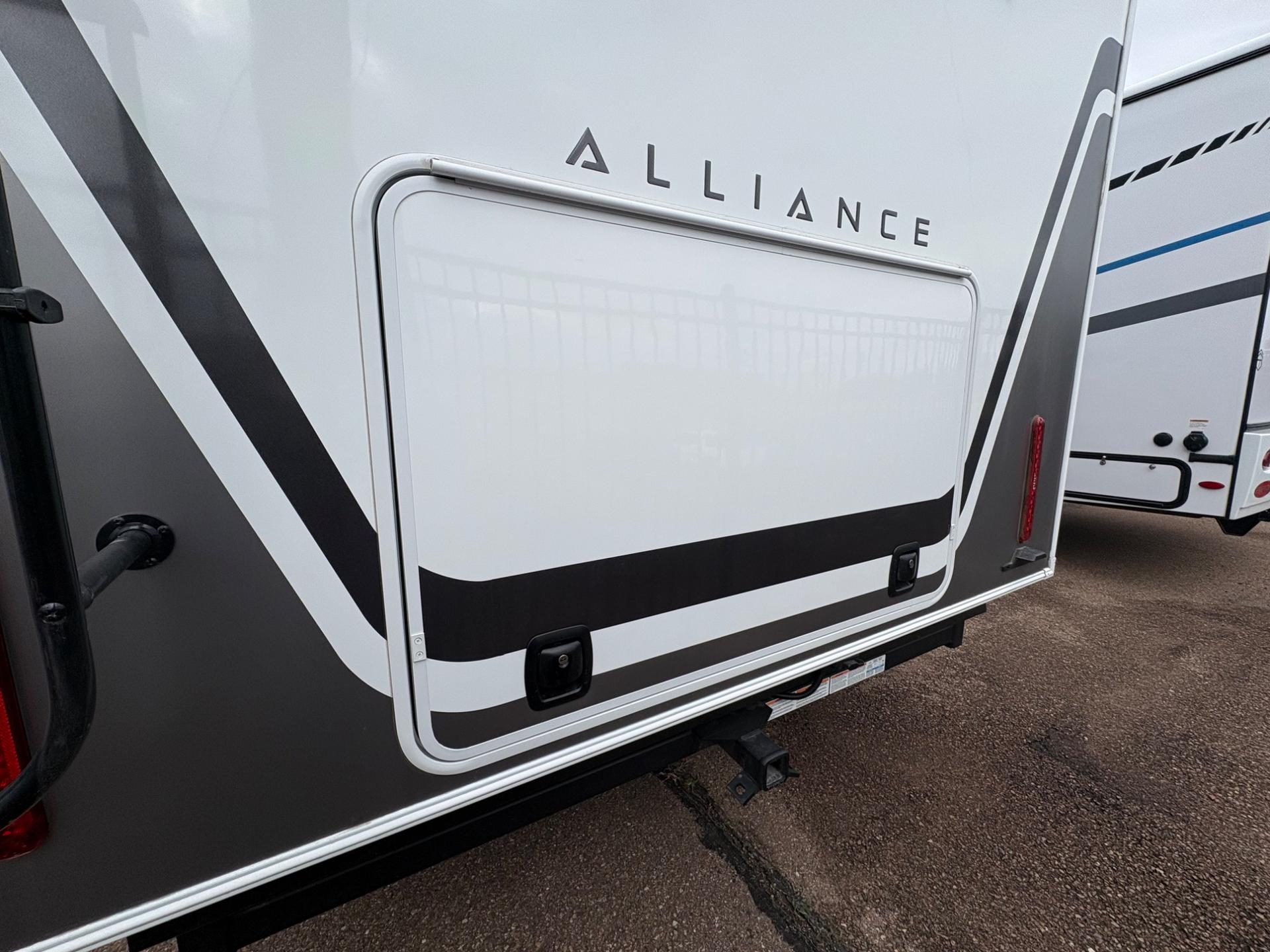 2026 Alliance RV 2026 Alliance RV Paradigm - thumbnail 15