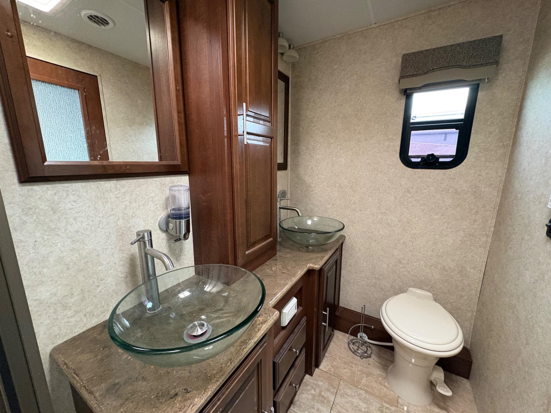 2017 Forest River RV 2017 Forest River RV Georgetown XL - thumbnail 58