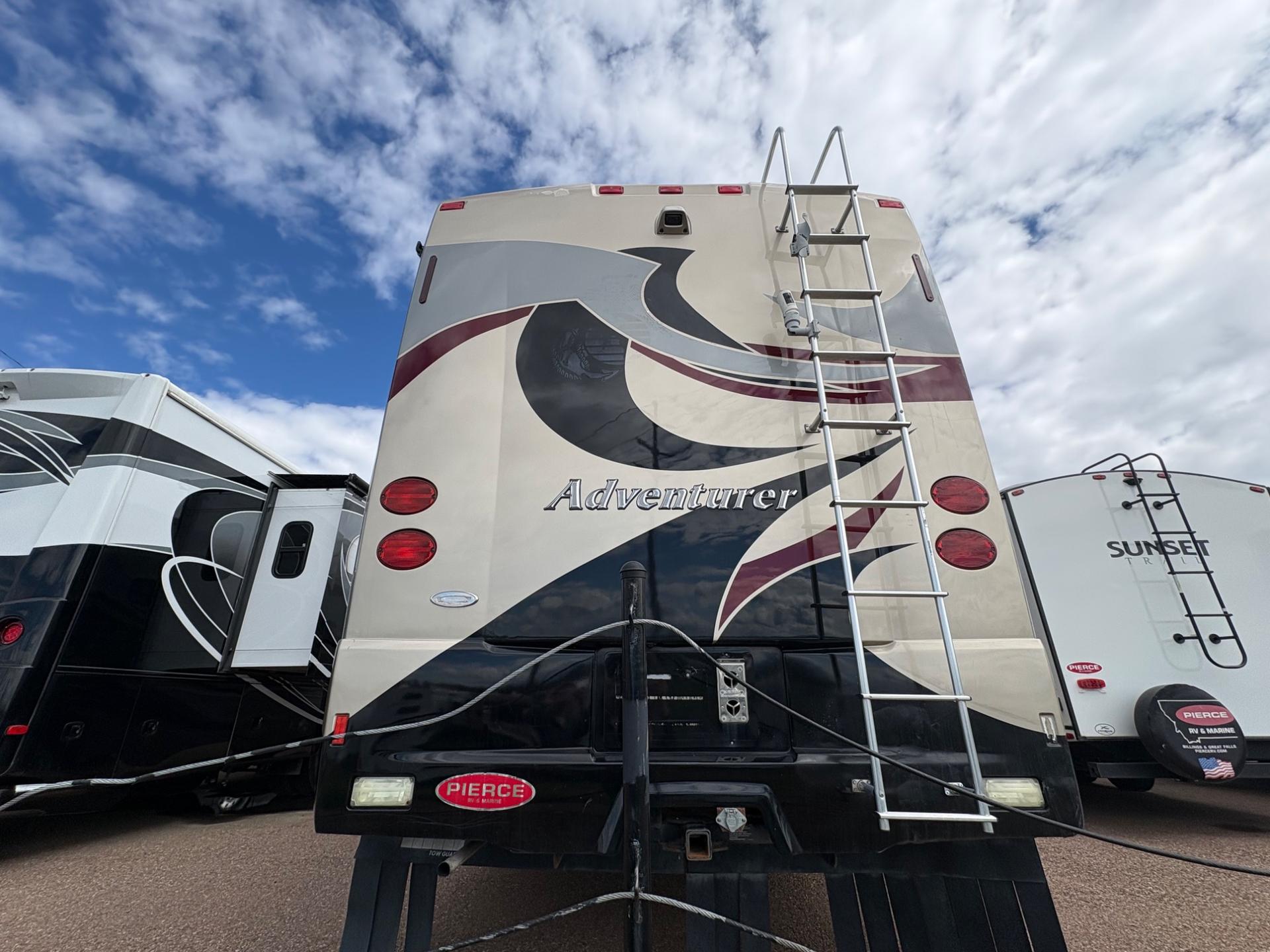2004 Winnebago 2004 Winnebago Ultimate Advantage - thumbnail 3