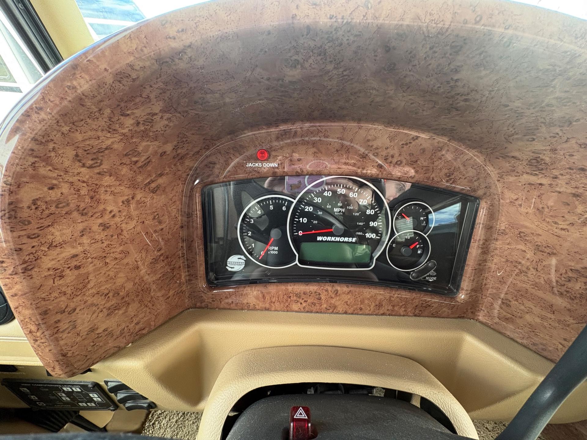 2004 Winnebago 2004 Winnebago Ultimate Advantage - thumbnail 20