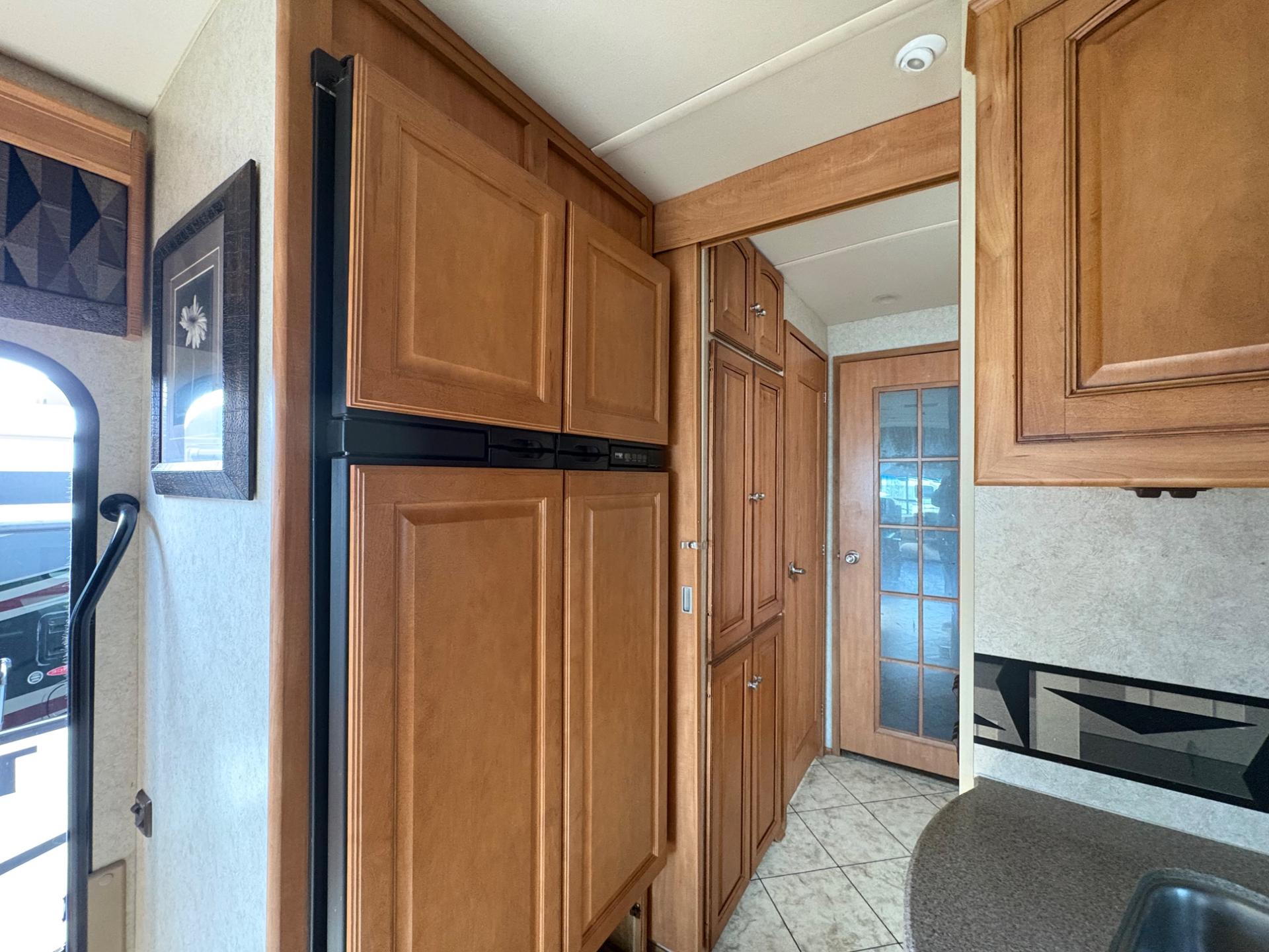 2004 Winnebago 2004 Winnebago Ultimate Advantage - thumbnail 35