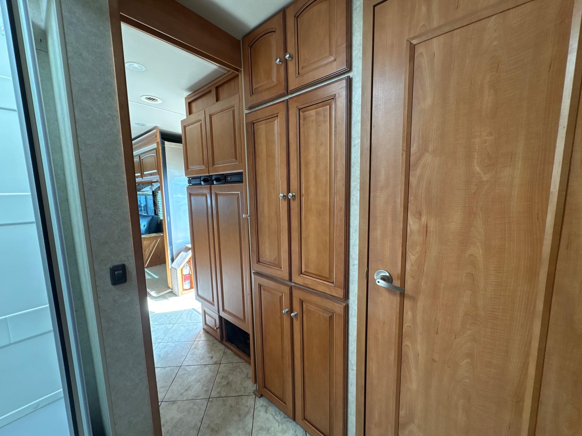 2004 Winnebago 2004 Winnebago Ultimate Advantage - thumbnail 45
