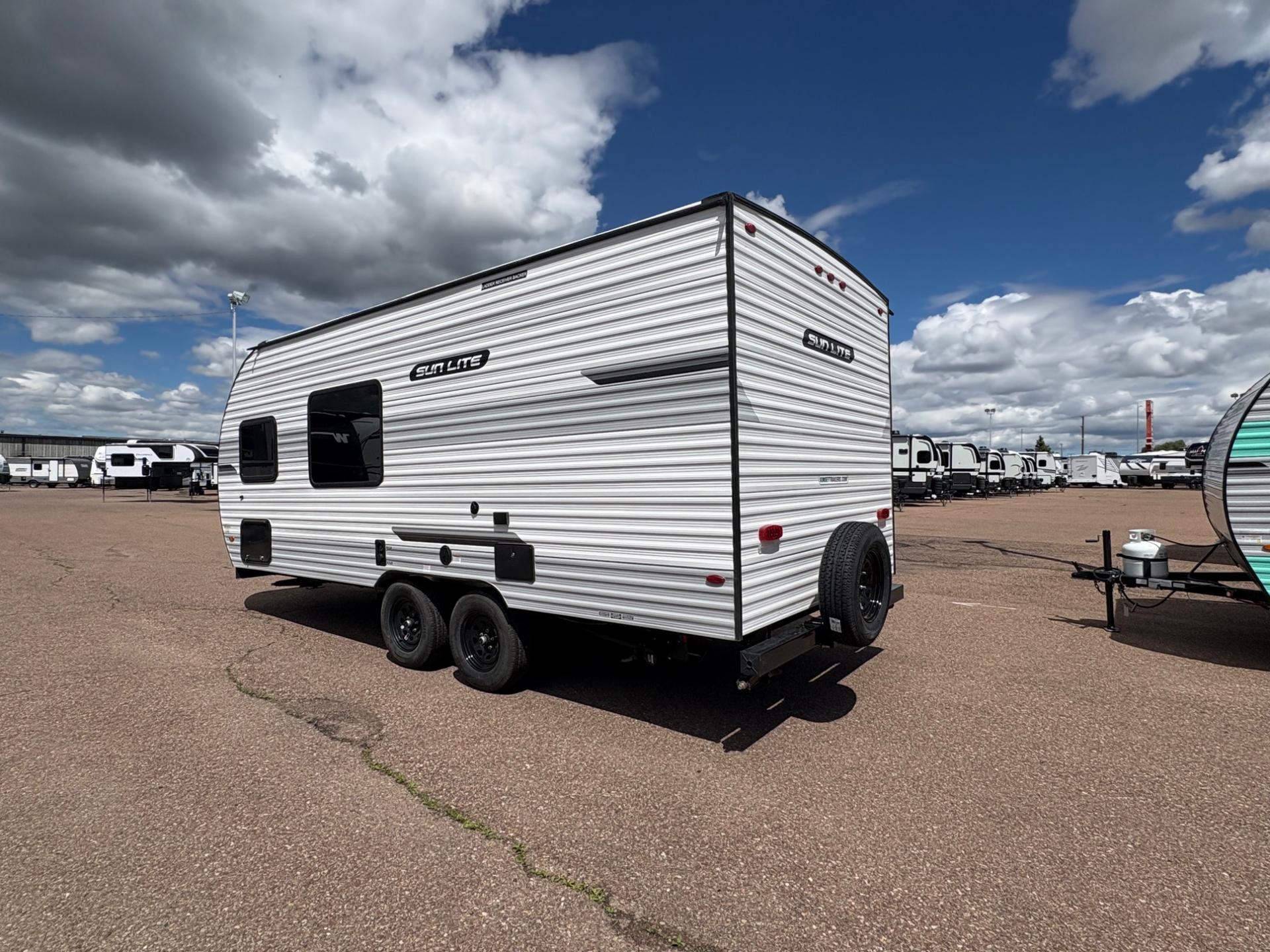 2026 Sunset Park RV 2026 Sunset Park RV Sunlite - thumbnail 4
