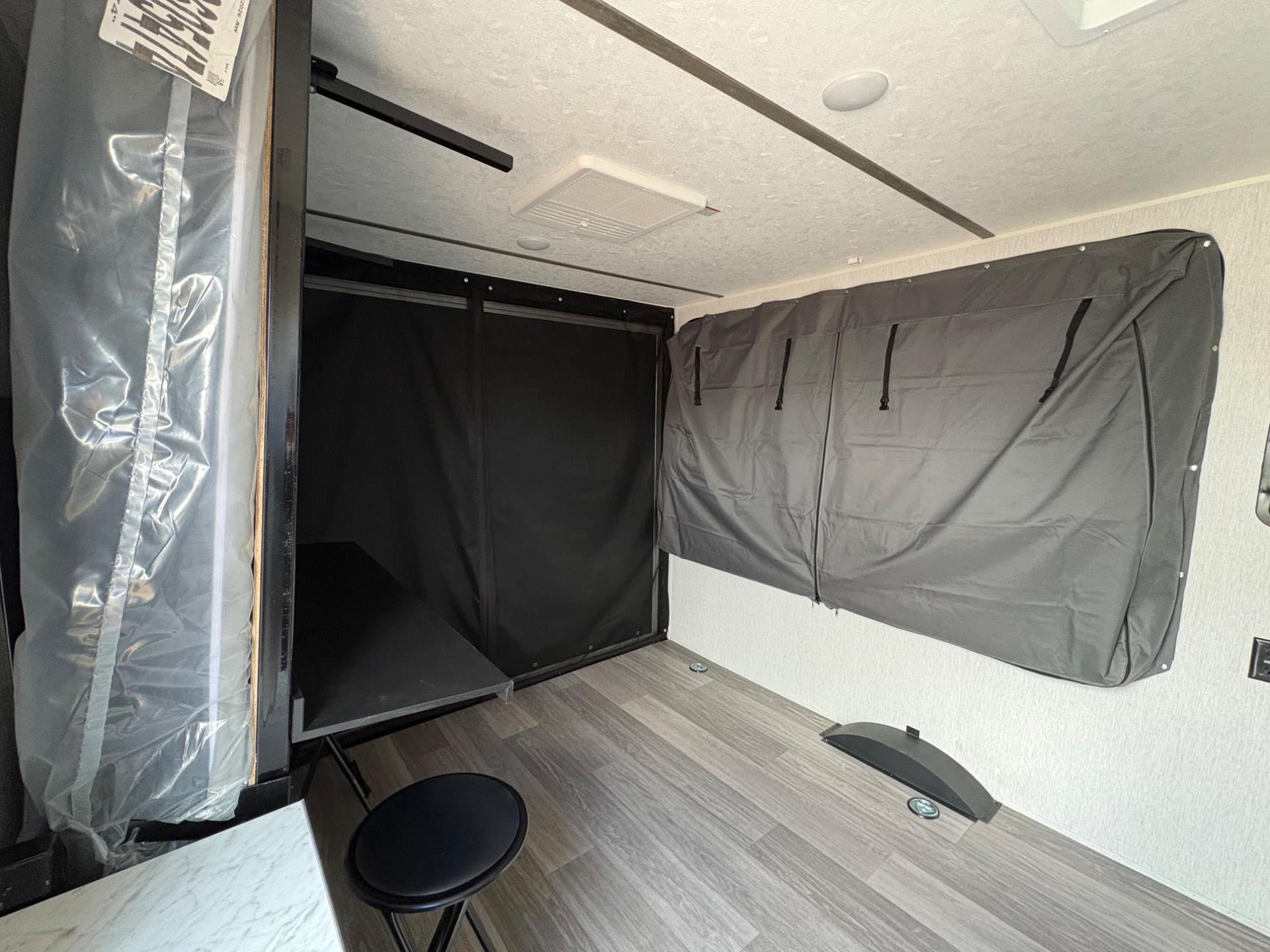 2026 Sunset Park RV 2026 Sunset Park RV Sun-Lite - thumbnail 10