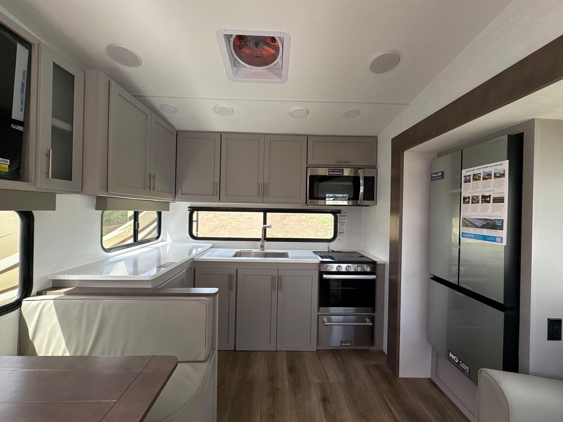 2026 Alliance RV 2026 Alliance RV Avenue - thumbnail 19