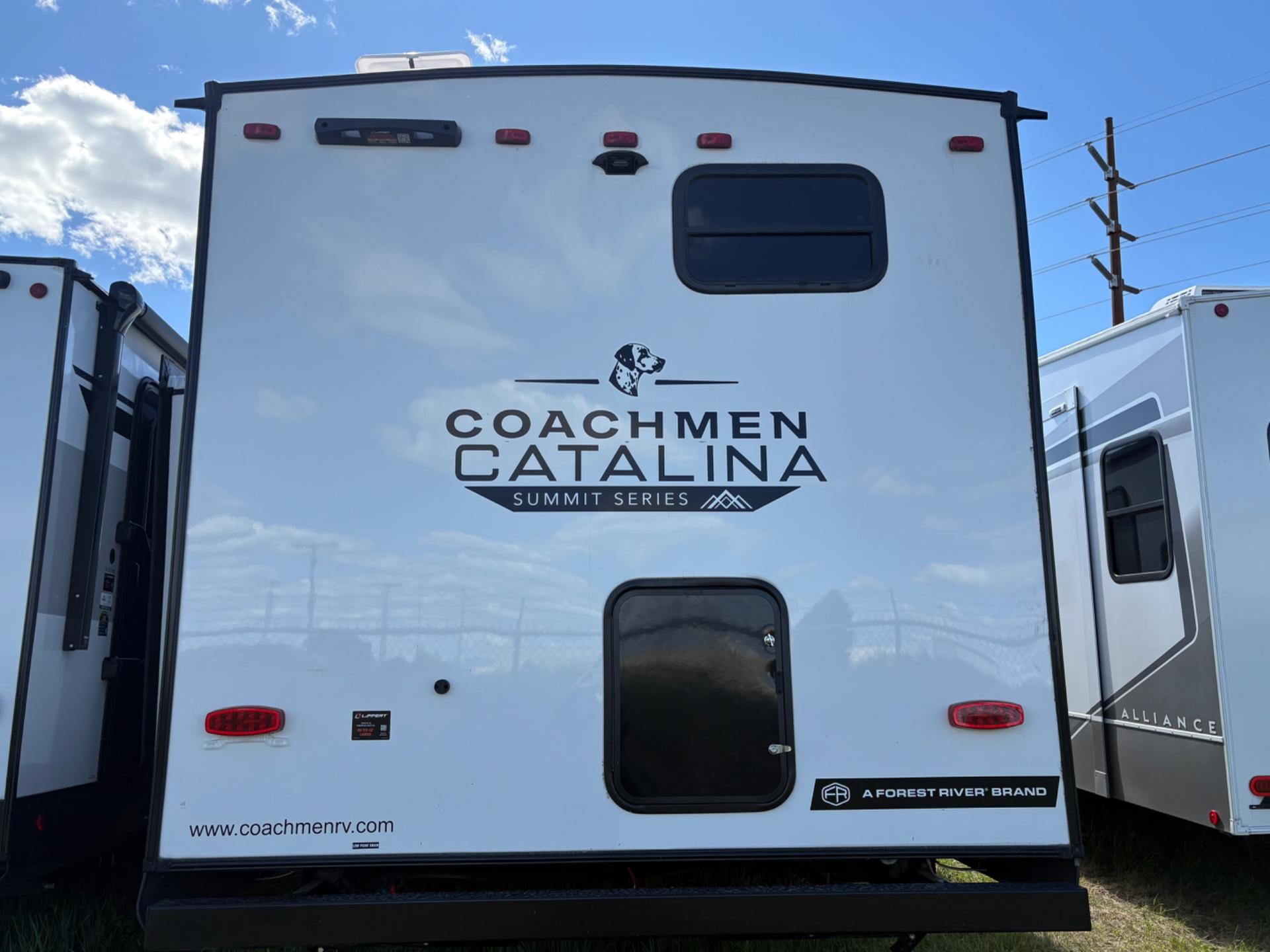 2026 Coachmen 2026 Coachmen Catalina Summit Series 8 - thumbnail 4