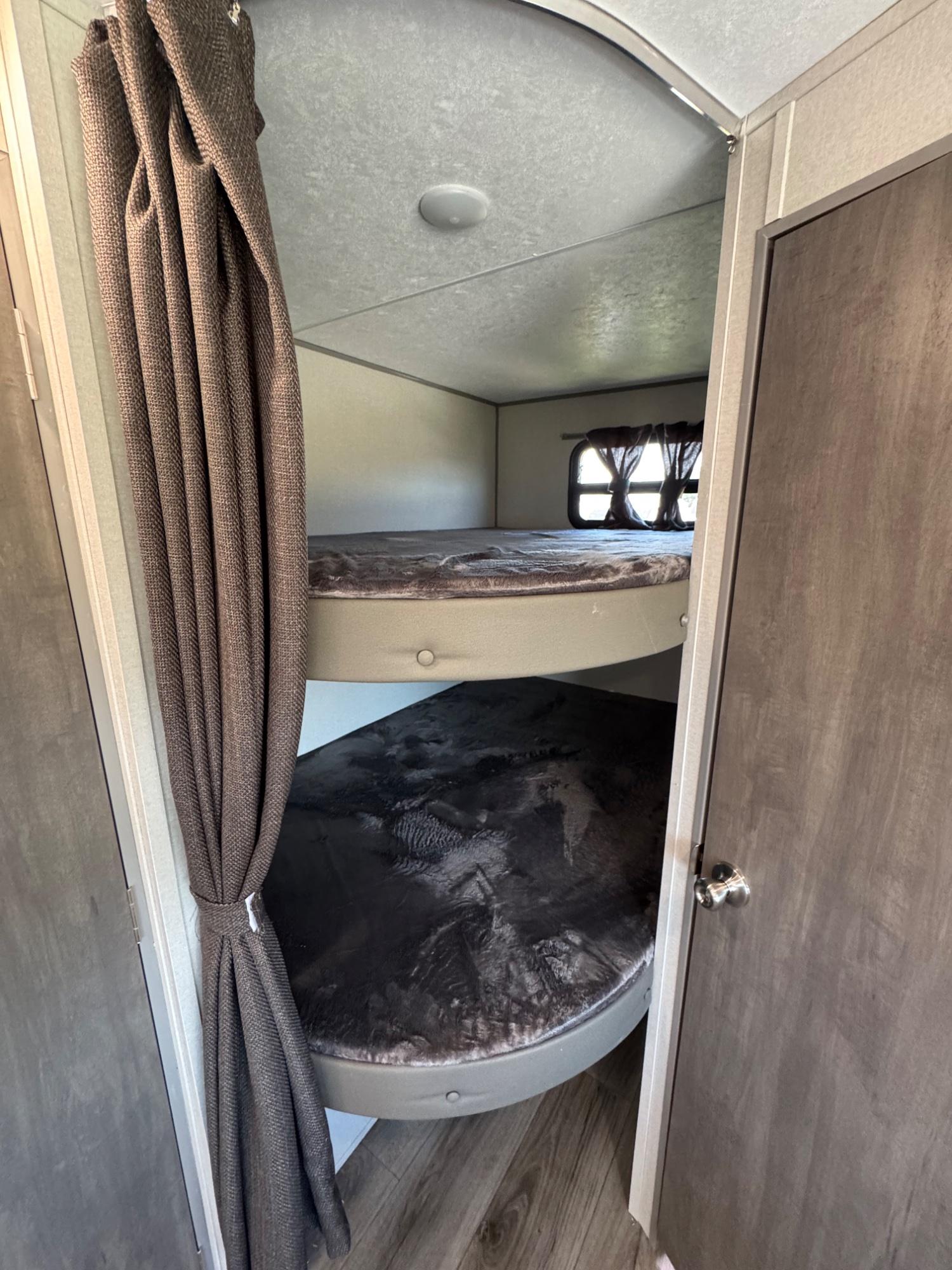 2026 Coachmen 2026 Coachmen Catalina - thumbnail 14