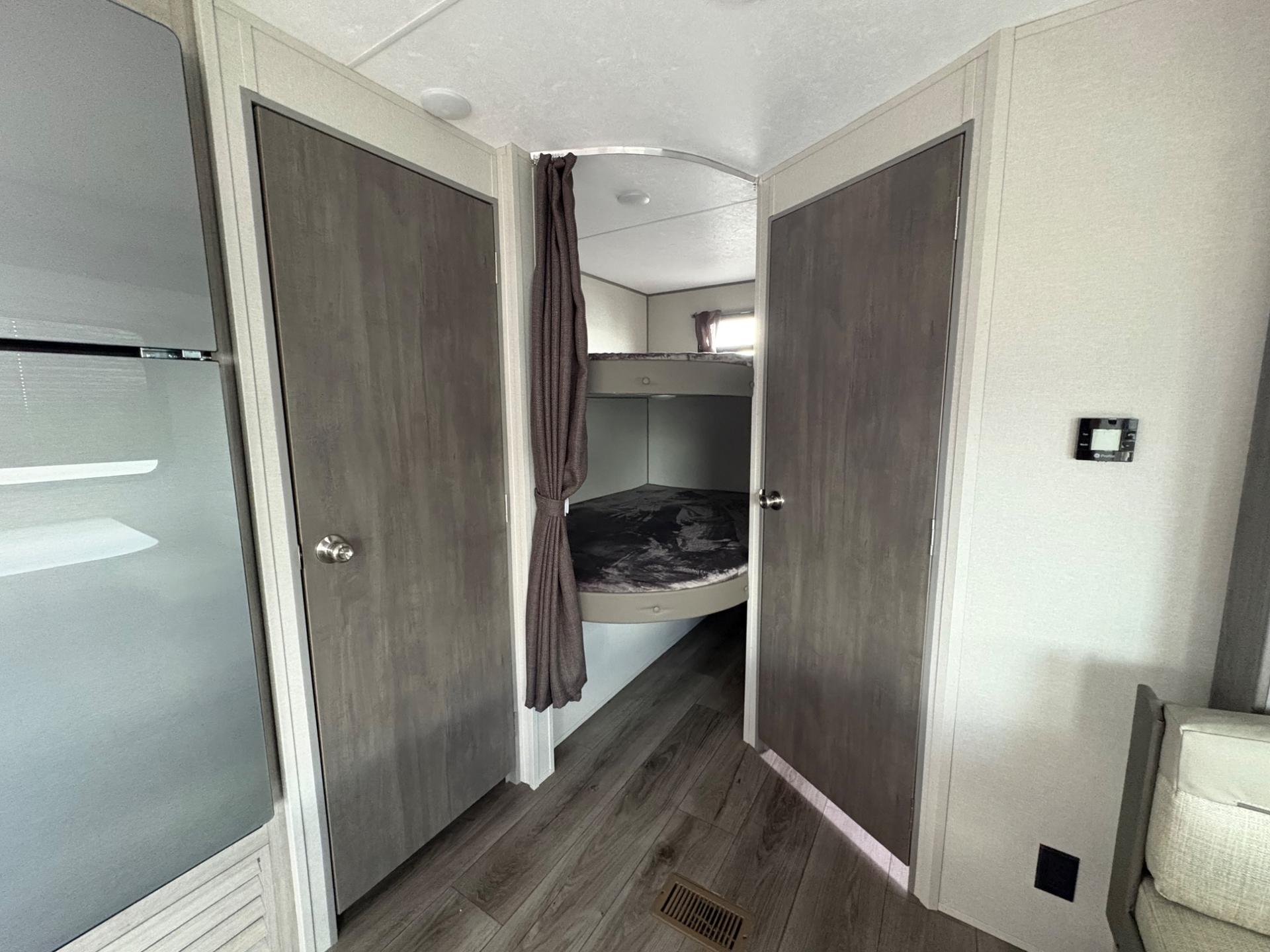 2026 Coachmen 2026 Coachmen Catalina - thumbnail 25