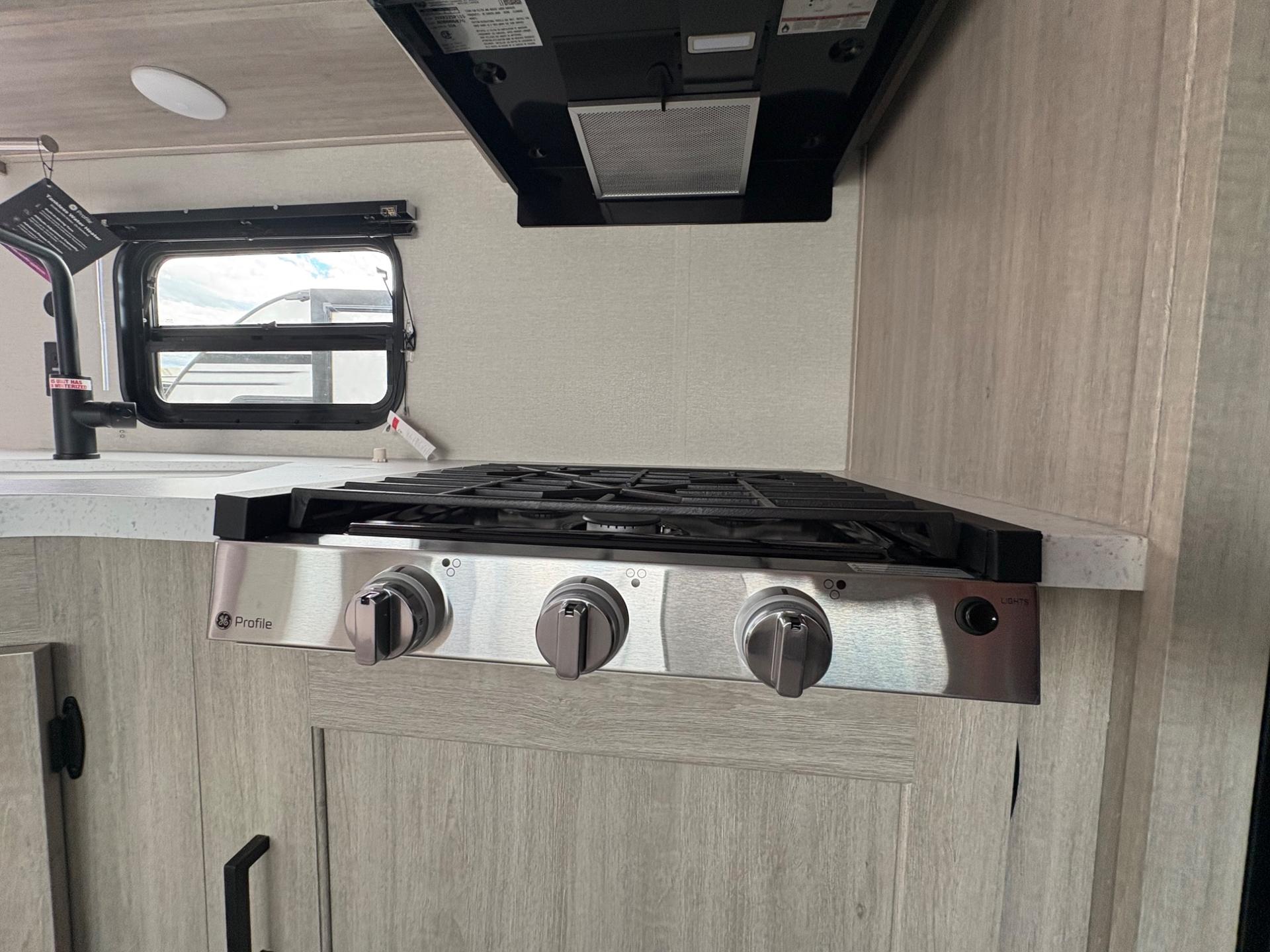 2026 Coachmen 2026 Coachmen Catalina - thumbnail 38