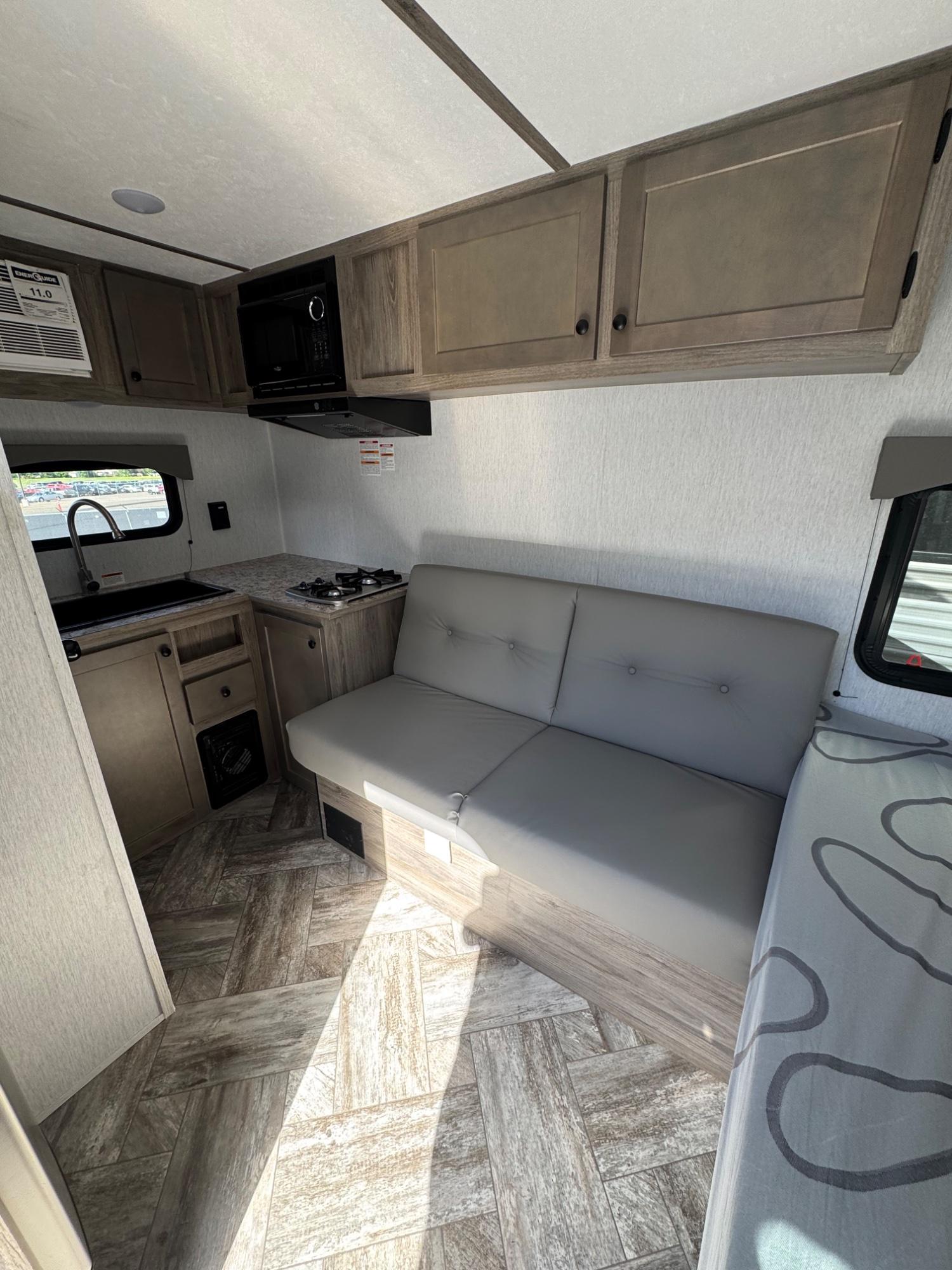 2025 Sunset Park RV 2025 Sunset Park RV Sunlite - thumbnail 6