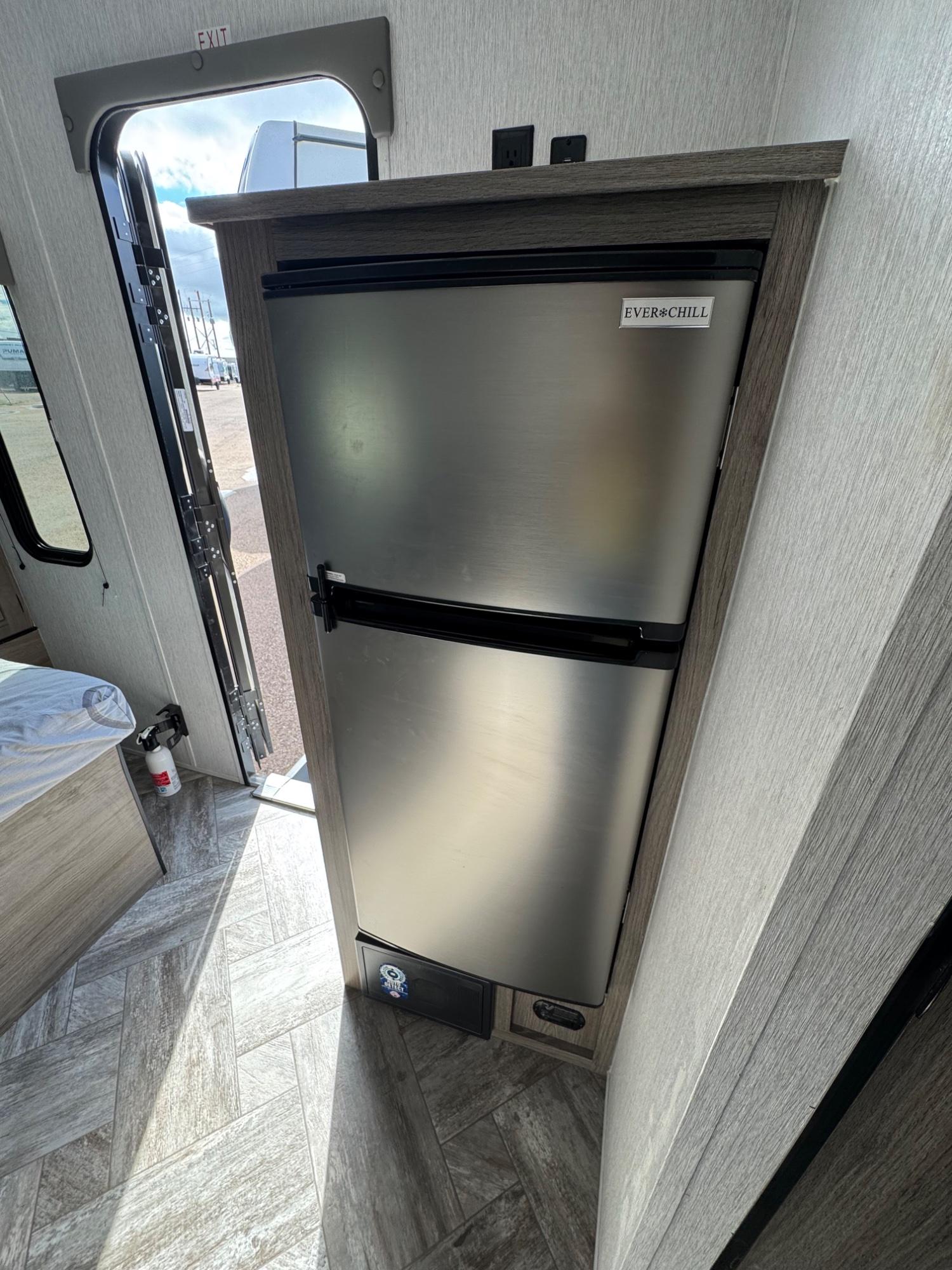 2025 Sunset Park RV 2025 Sunset Park RV Sunlite - thumbnail 9