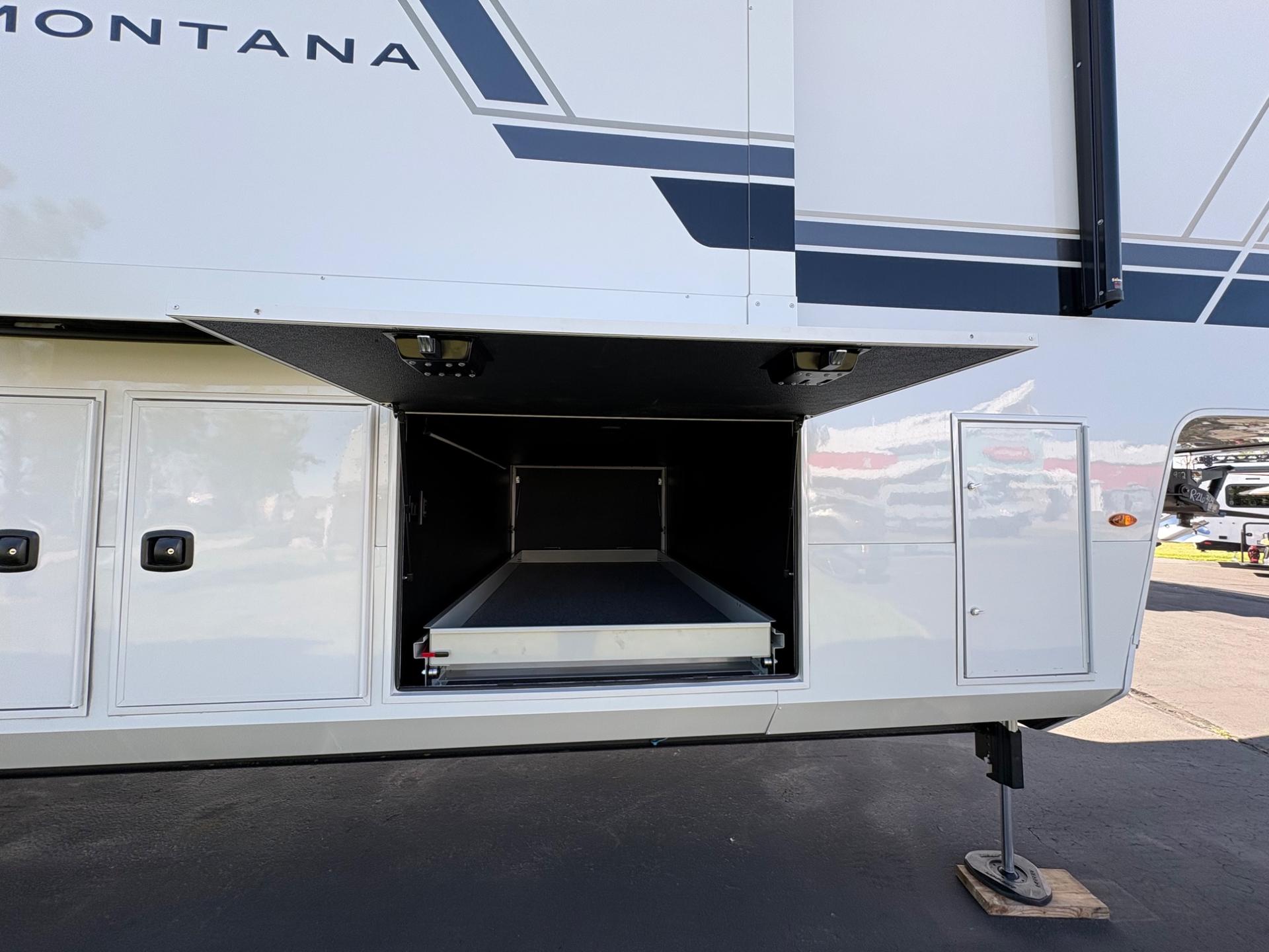 2026 Keystone RV 2026 Keystone RV Montana - thumbnail 32