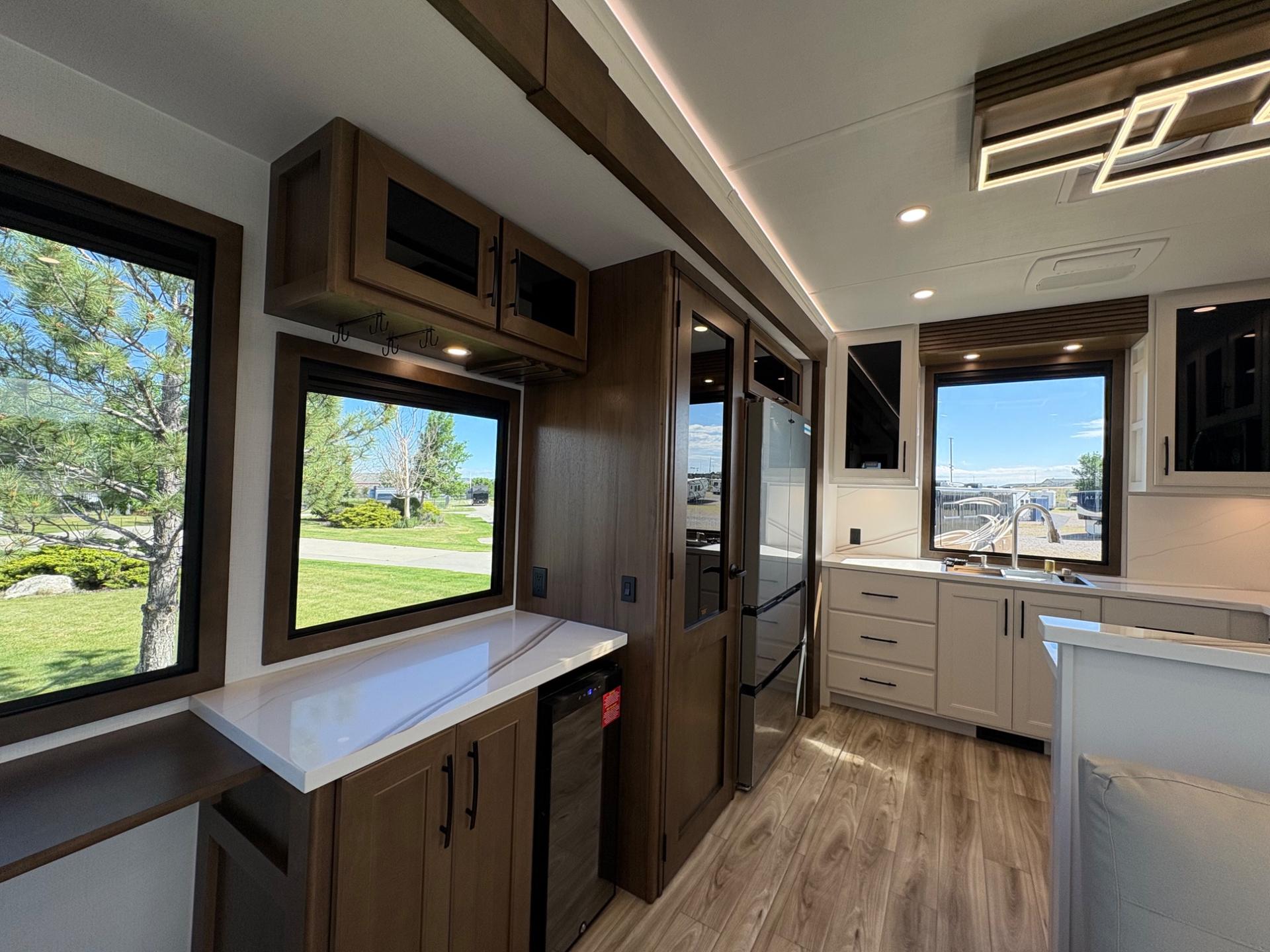 2026 Keystone RV 2026 Keystone RV Montana - thumbnail 40