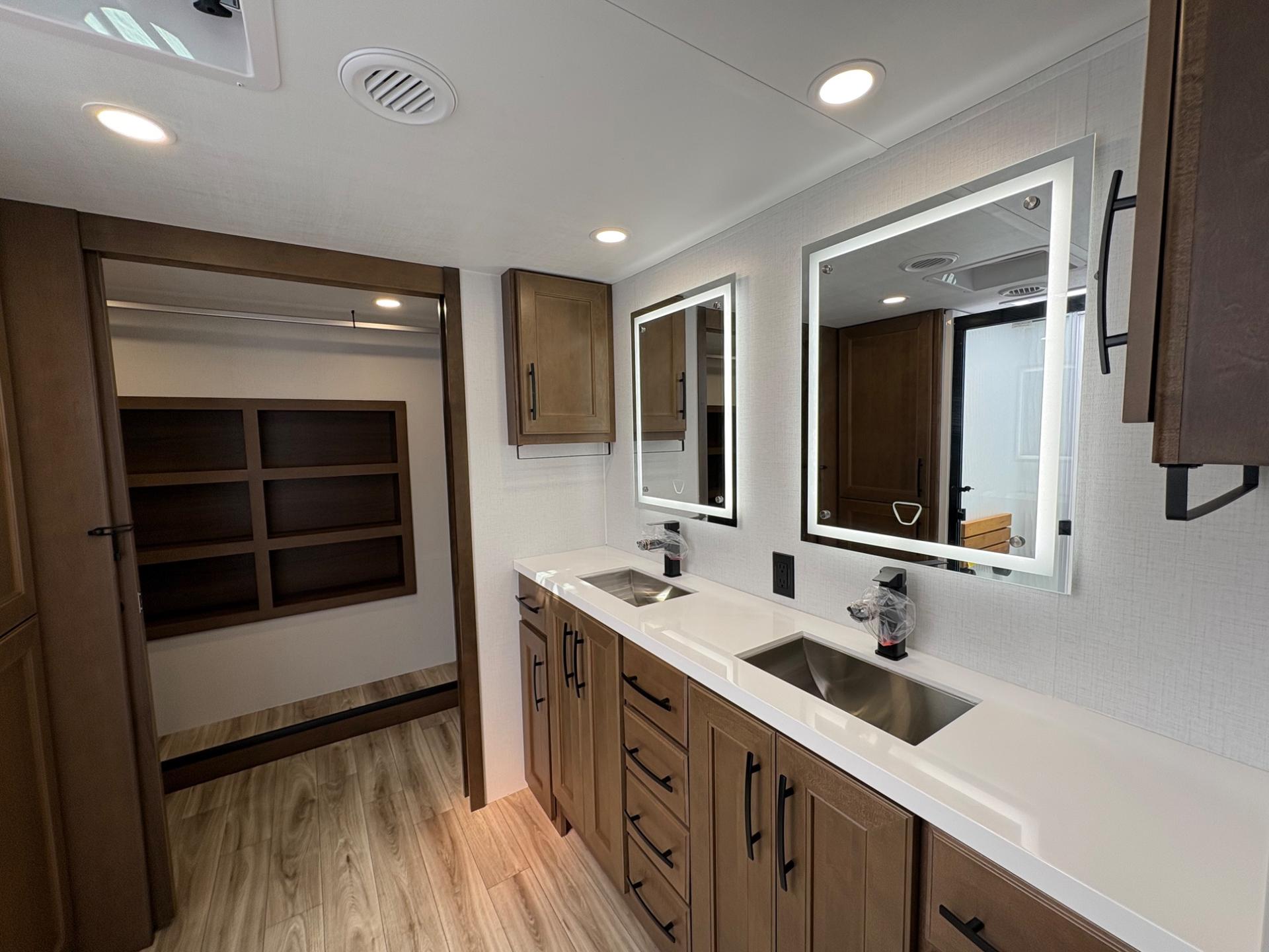 2026 Keystone RV 2026 Keystone RV Montana - thumbnail 72