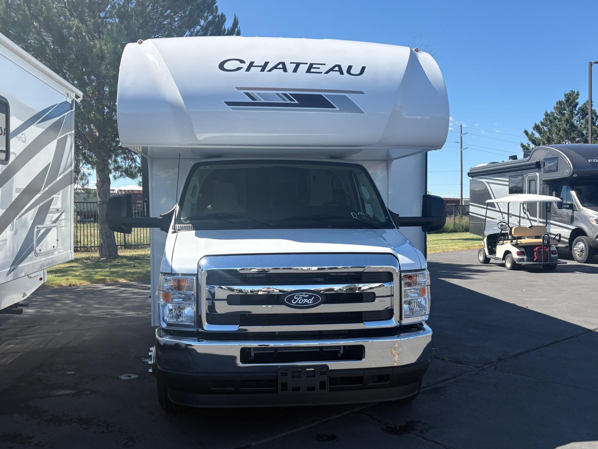 2027 Thor Motor Coach 2027 Thor Motor Coach Chateau - thumbnail 4
