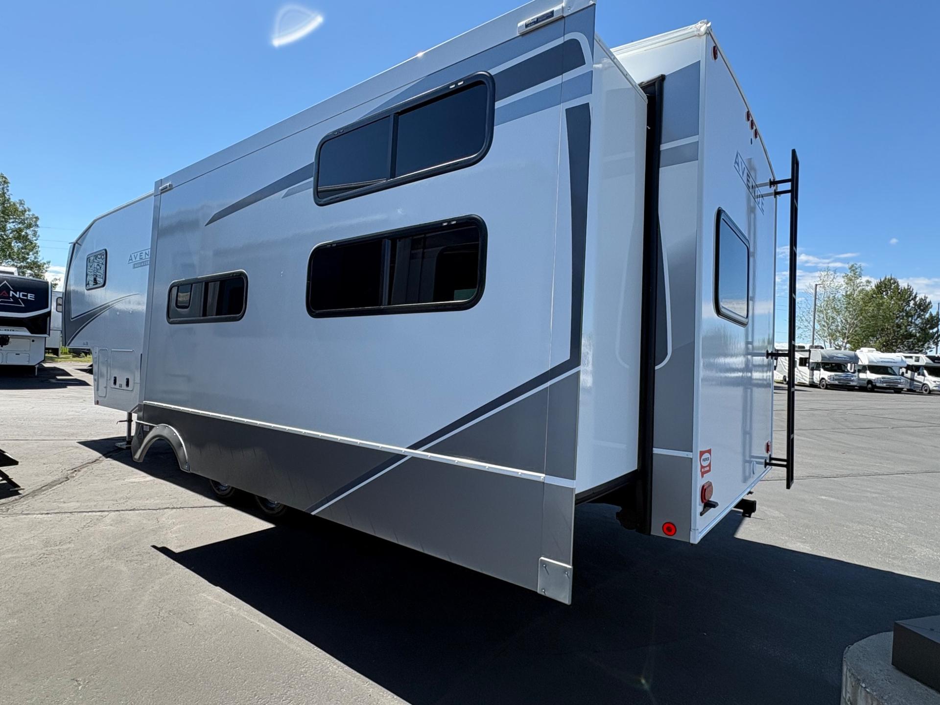 2026 Alliance RV 2026 Alliance RV Avenue - thumbnail 3
