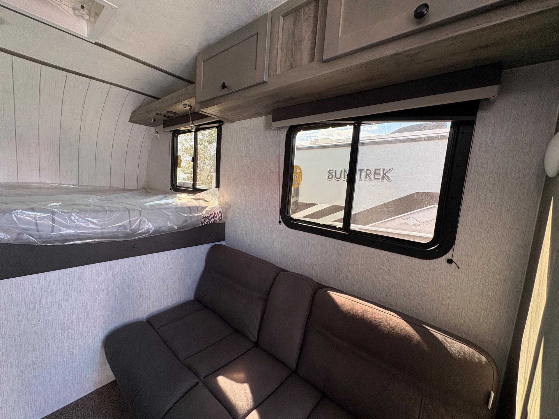 2026 Sunset Park RV 2026 Sunset Park RV Sun Trek - thumbnail 15