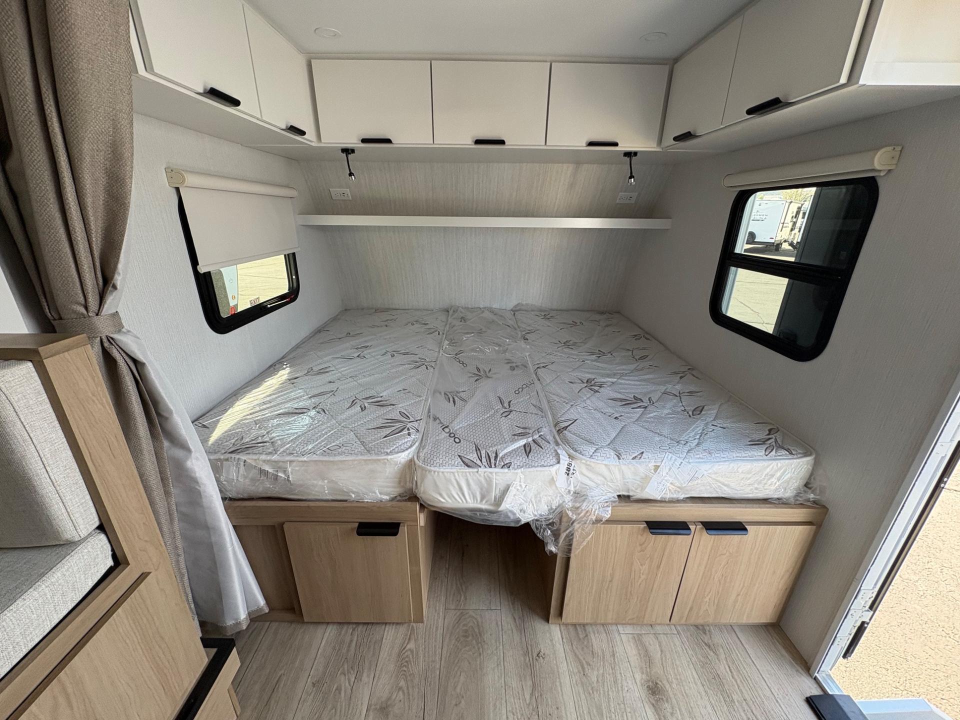 2026 Winnebago 2026 Winnebago Micro Minnie - thumbnail 35