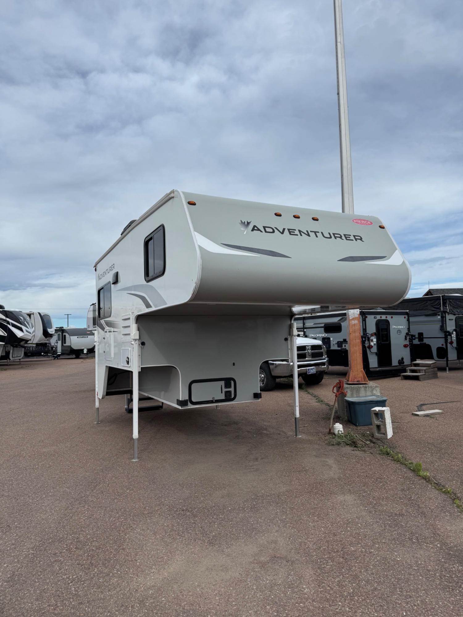 2020 Adventurer Adventurer 901SB