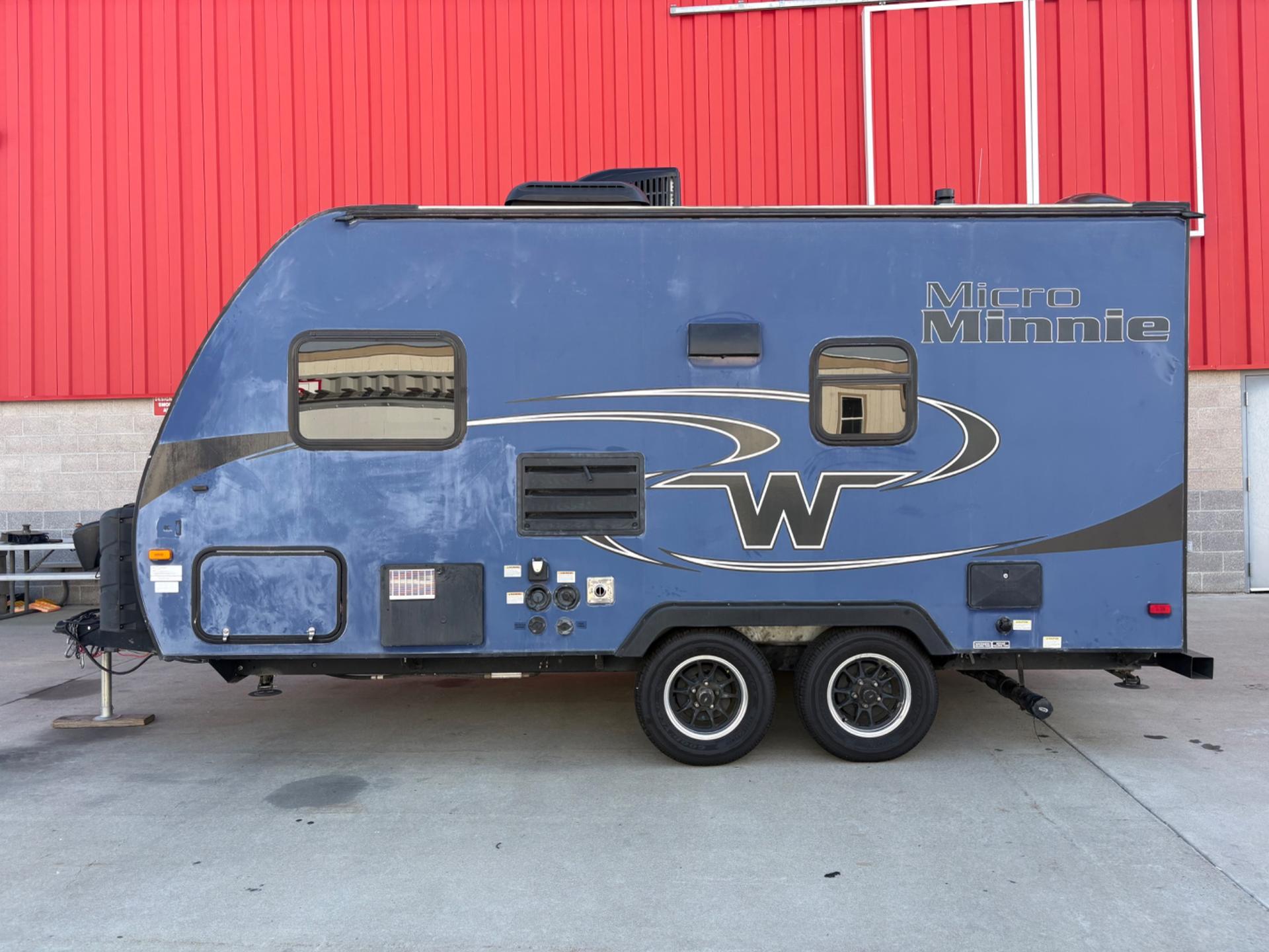 2018 Winnebago 2018 Winnebago Micro Minnie - thumbnail 2