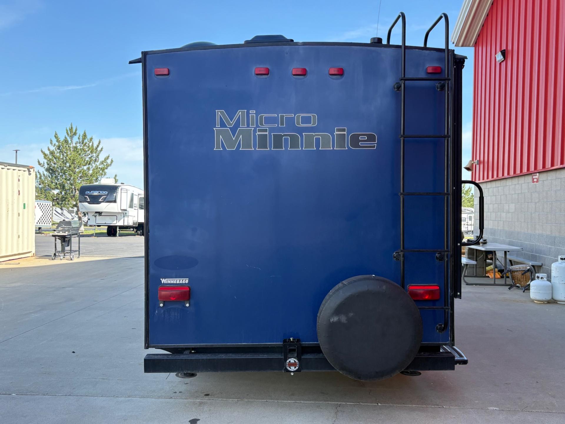2018 Winnebago 2018 Winnebago Micro Minnie - thumbnail 4