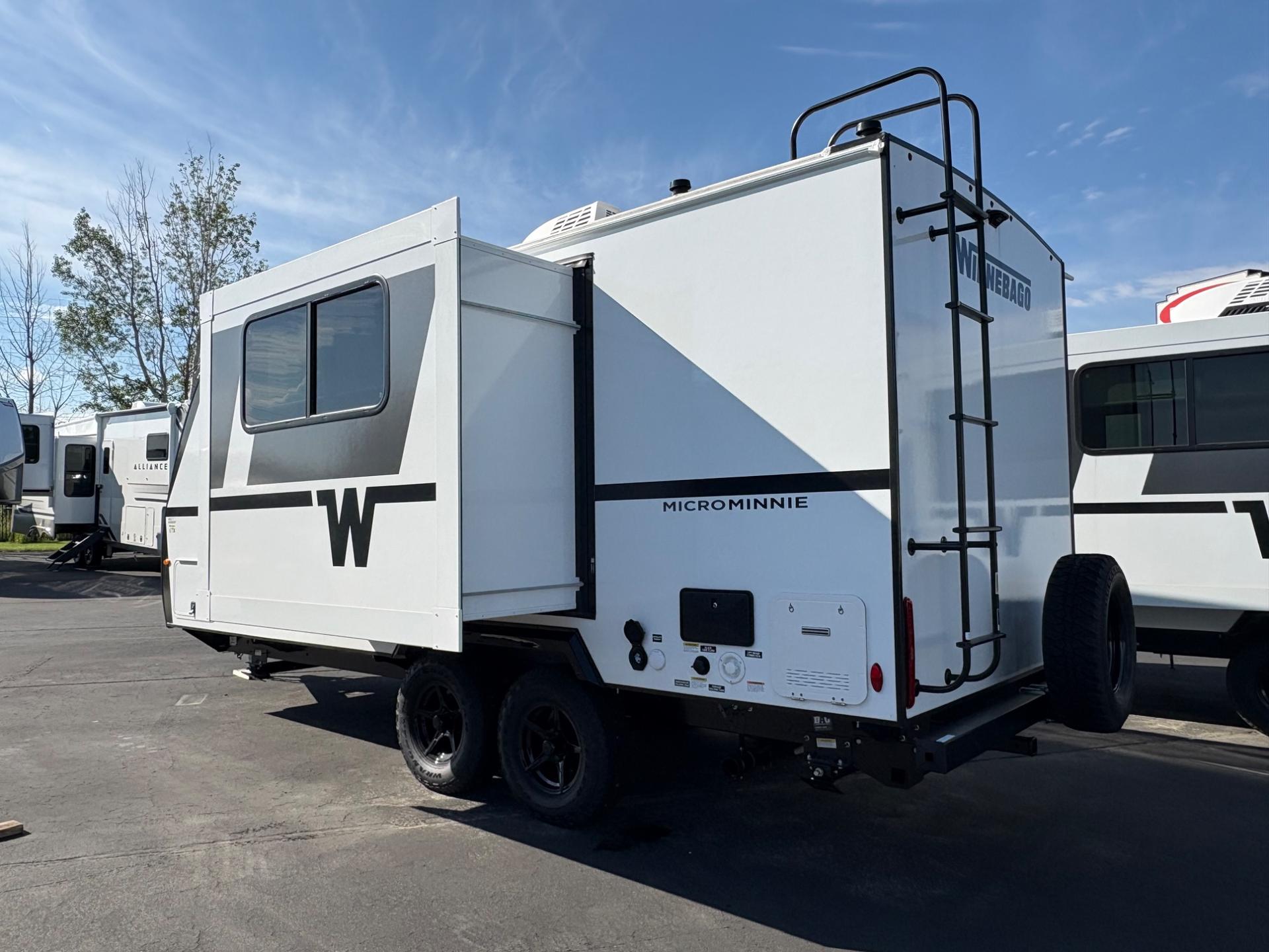 2026 Winnebago 2026 Winnebago Micro Minnie - thumbnail 4