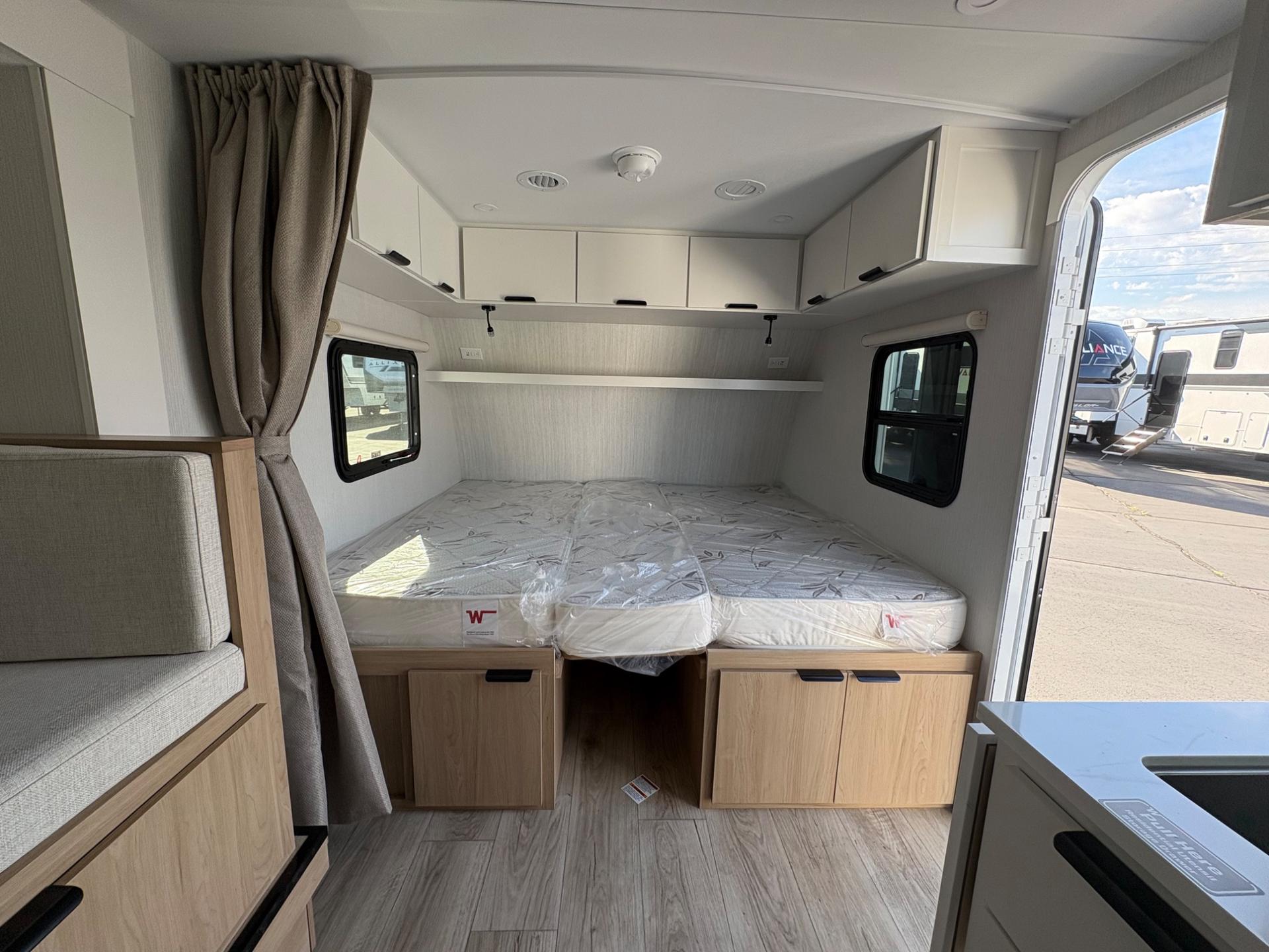 2026 Winnebago 2026 Winnebago Micro Minnie - thumbnail 28