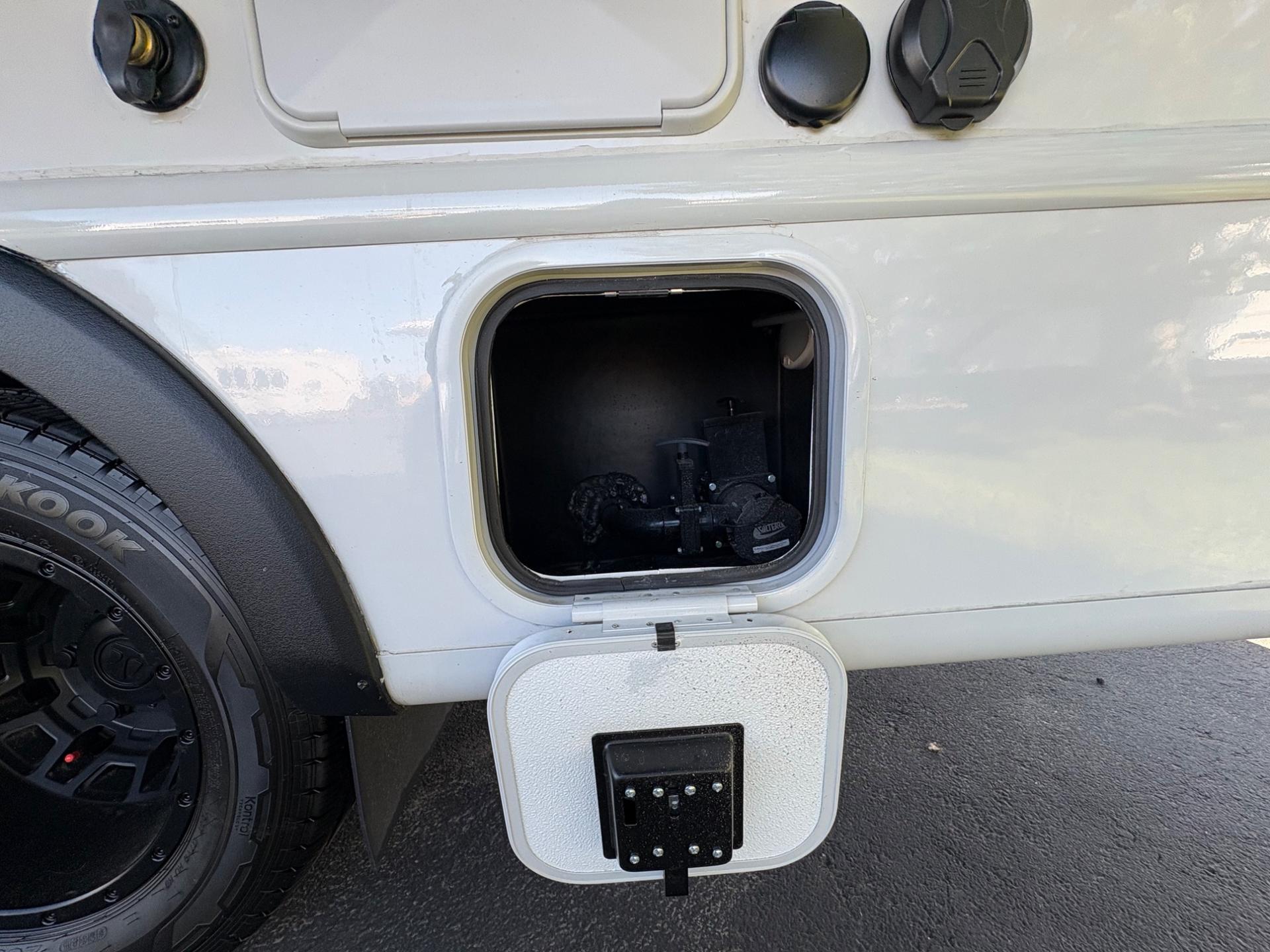 2027 Thor Motor Coach 2027 Thor Motor Coach Compass - thumbnail 11